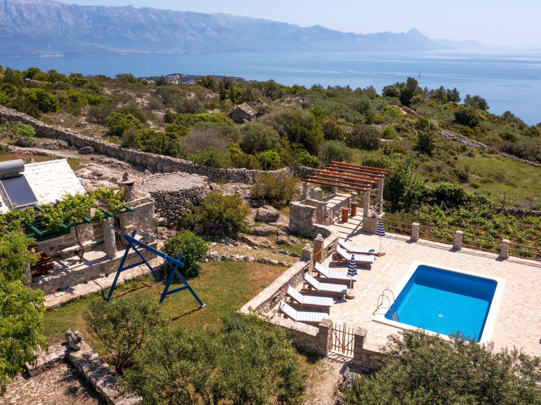 Ranch Visoka in Selca mit Panoramablick aufs Meer-Drinnen