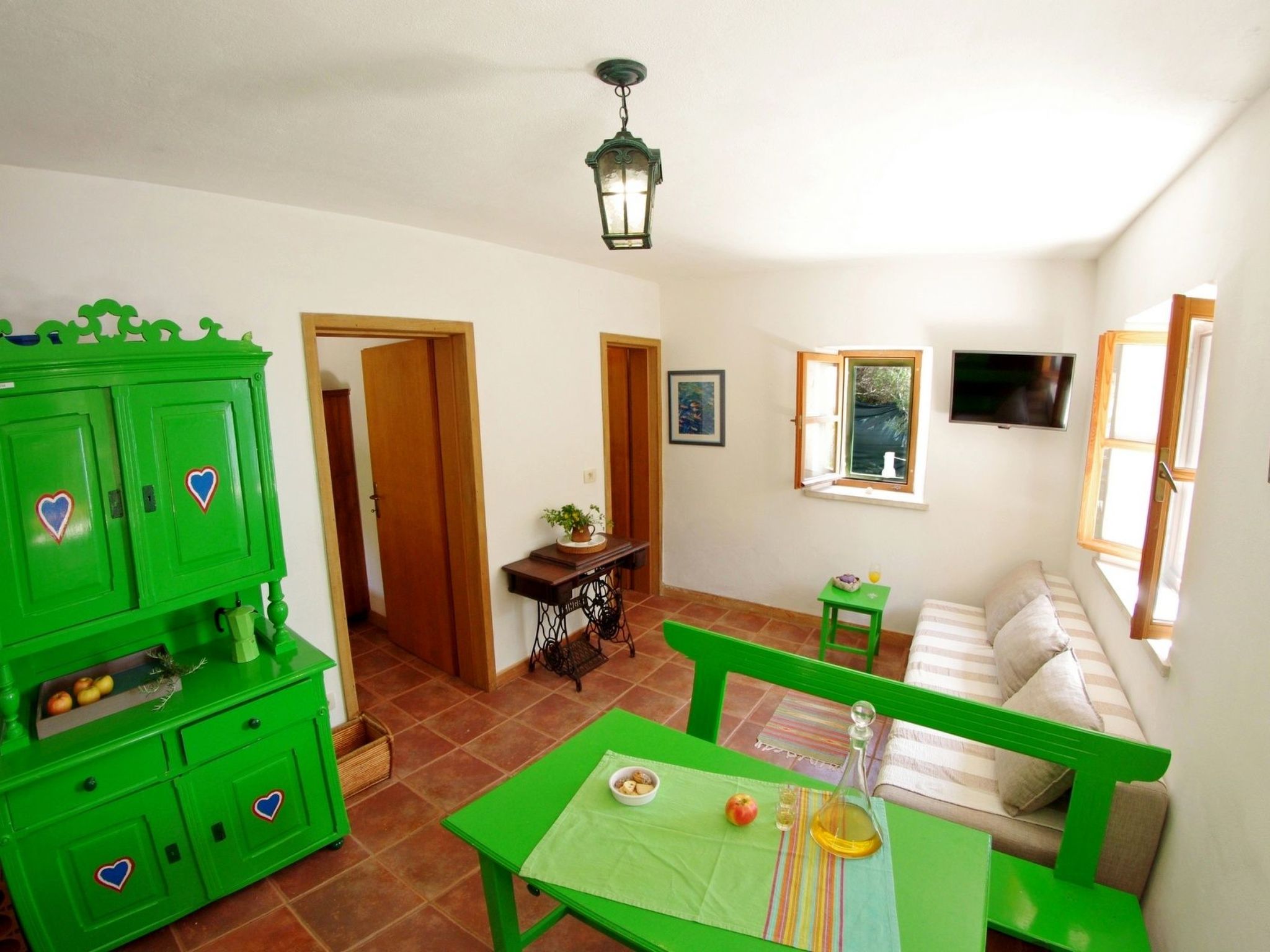 In Selca mit Garten, Terrasse und Grill-Drinnen