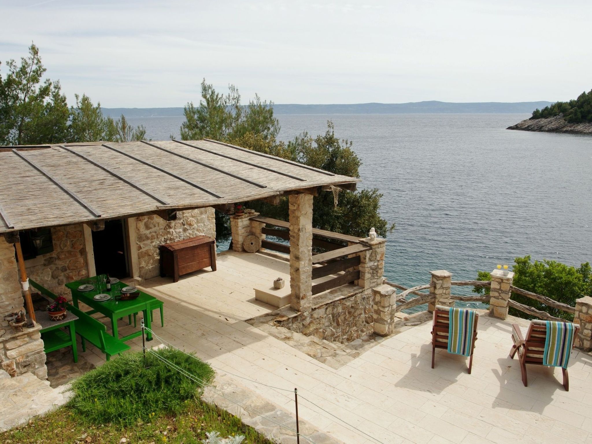 In Selca mit Garten, Terrasse und Grill-Drinnen