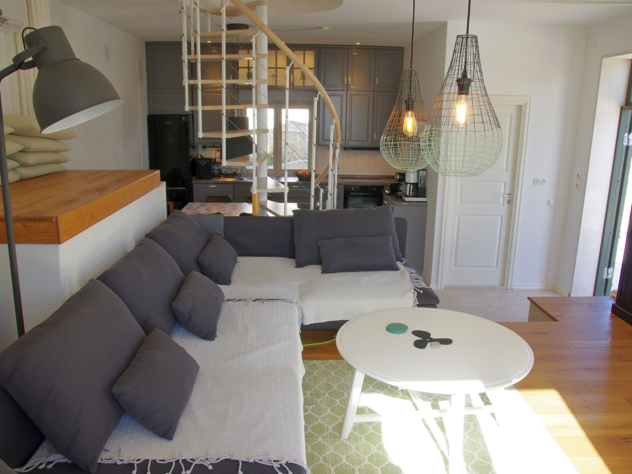 Schönes Ferienhaus mit privatem Pool-Binnen