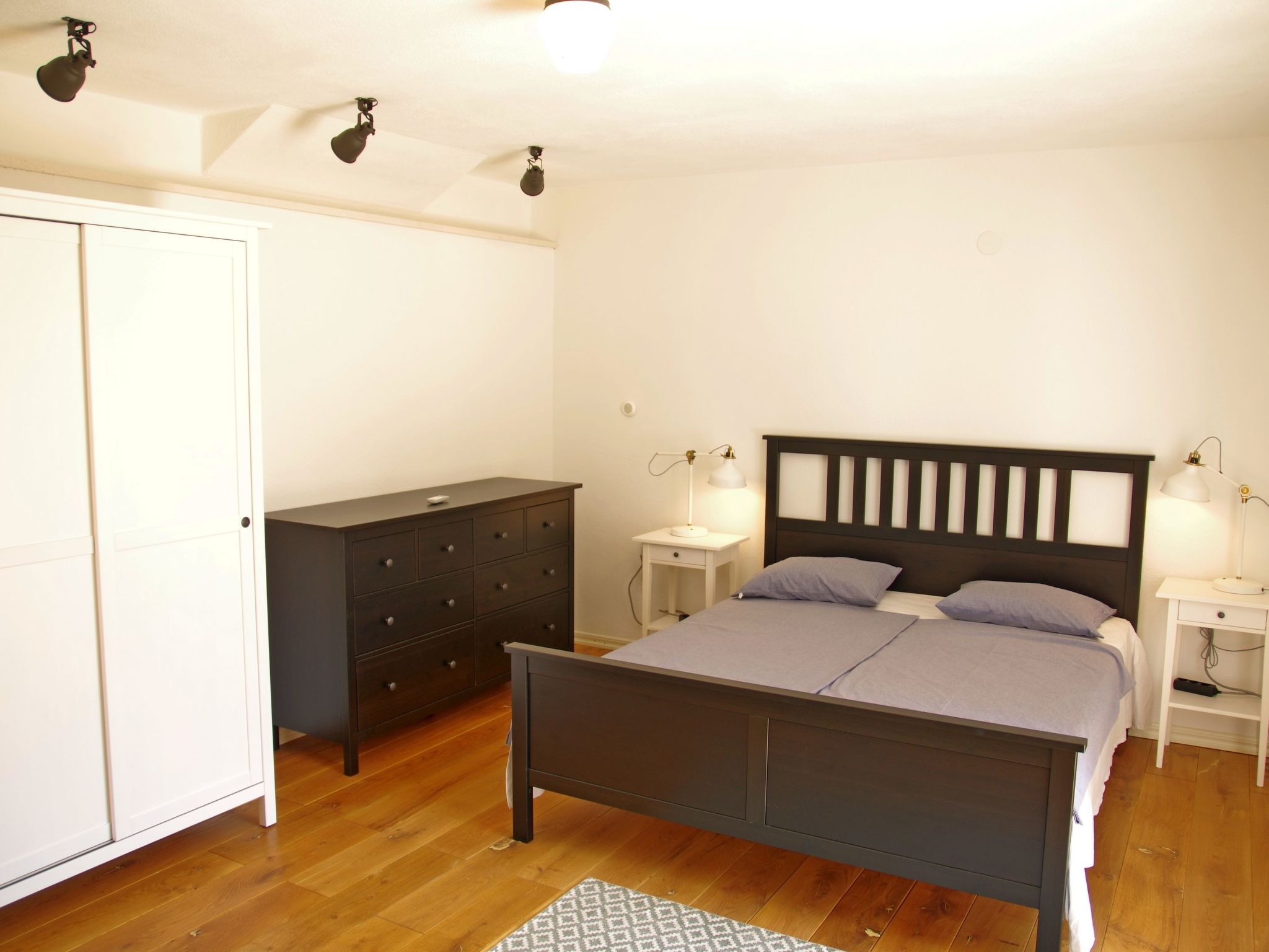 Schönes Ferienhaus mit privatem Pool-Binnen