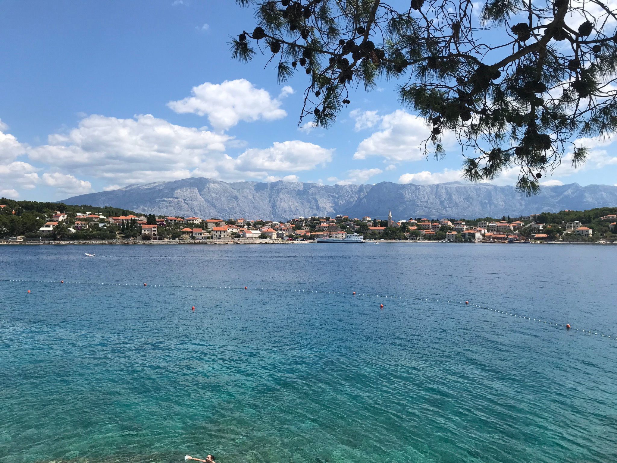 Schönes Ferienhaus mit privatem Pool-Binnen