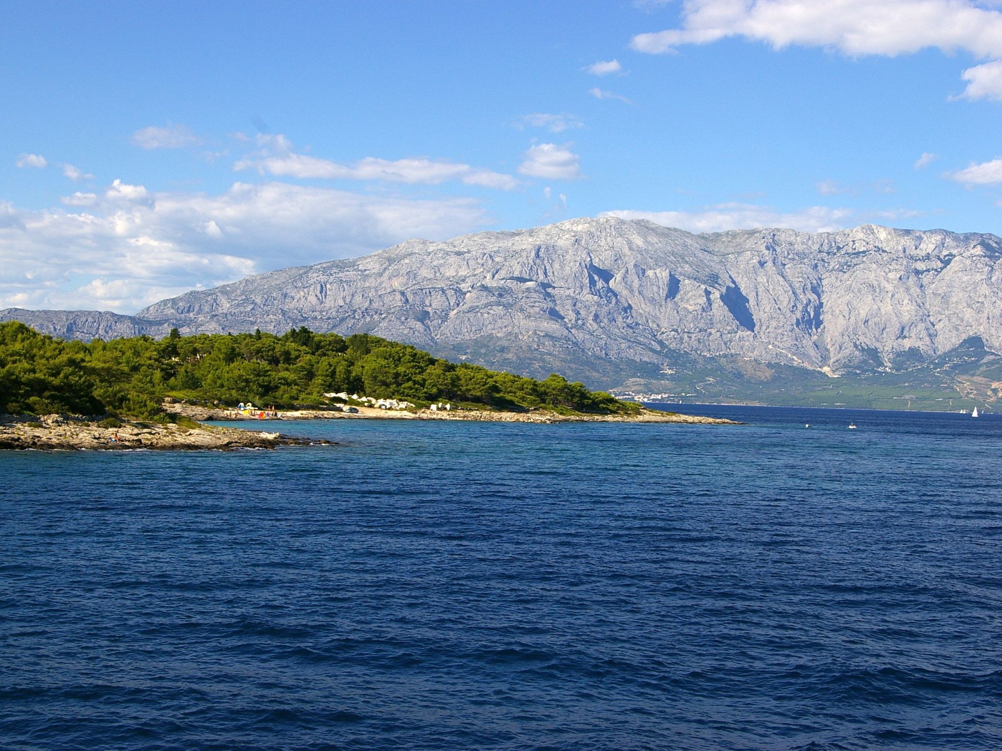 Schönes Ferienhaus mit privatem Pool-Binnen