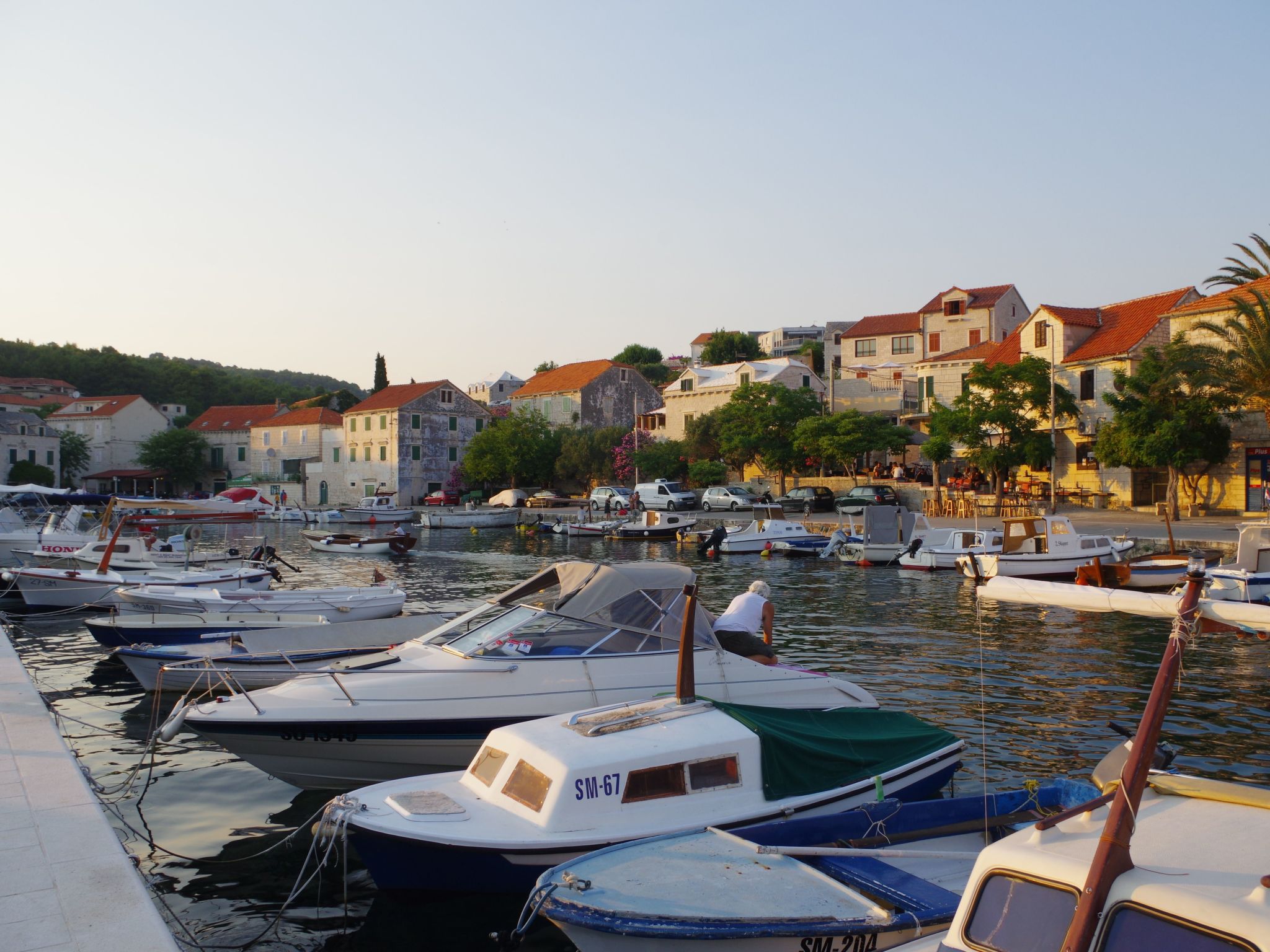 Schönes Ferienhaus mit privatem Pool-Binnen