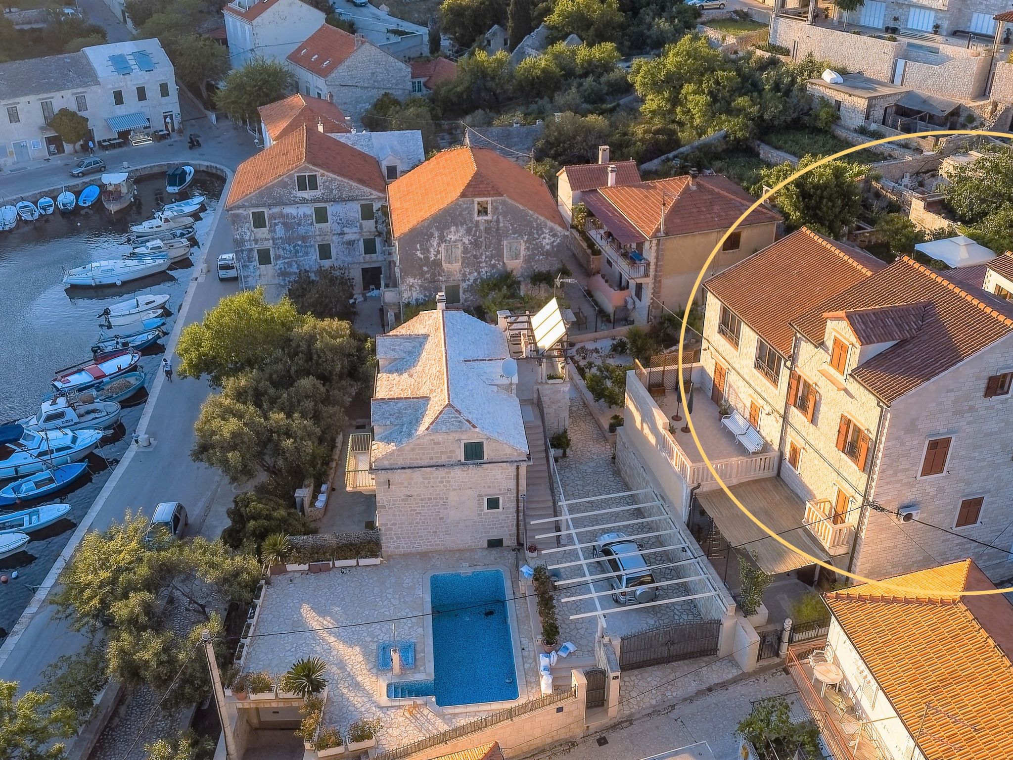 Ferienvilla "Laurus" mit Blick auf das Wasser-Binnen