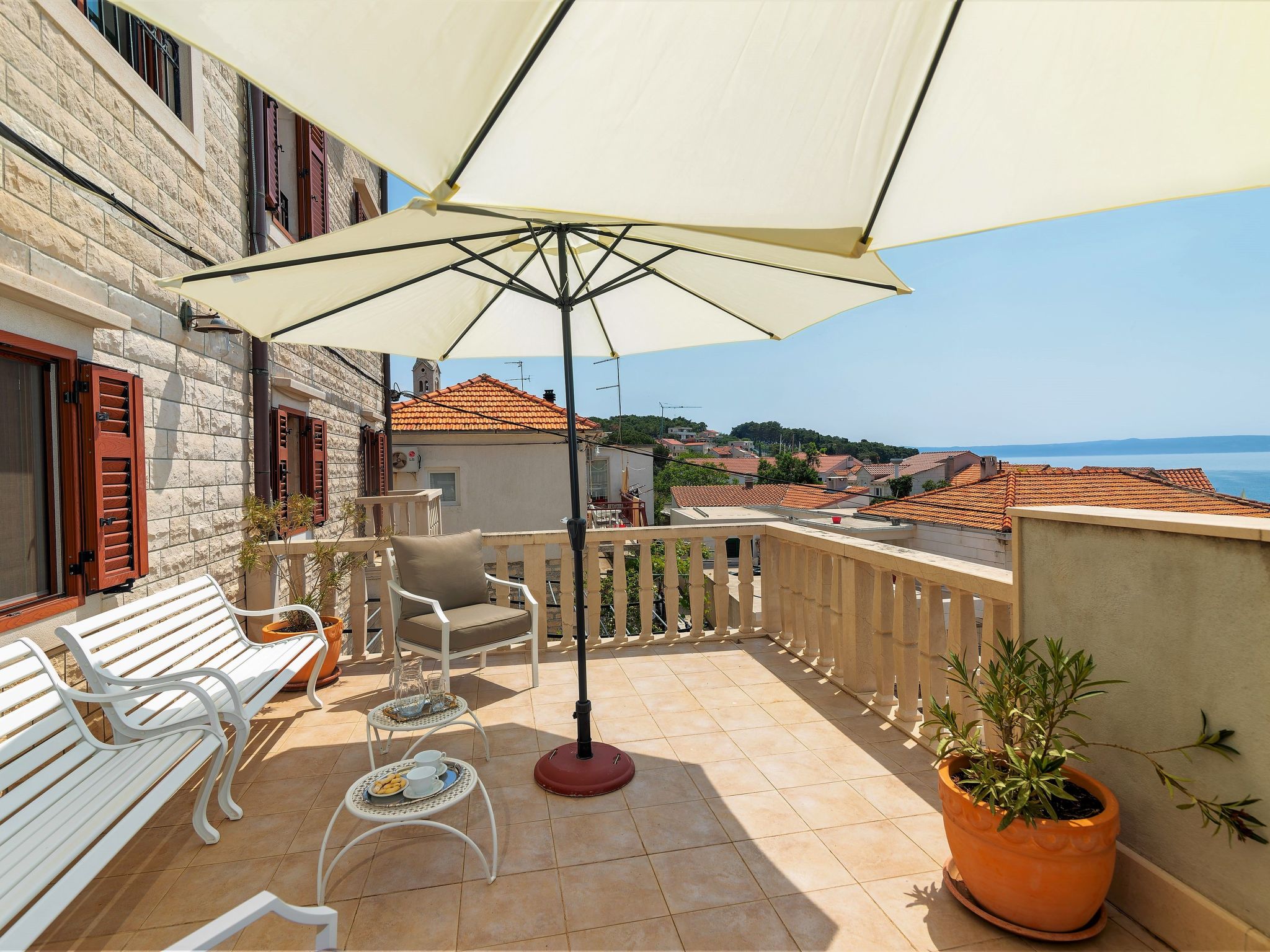 Ferienvilla "Laurus" mit Blick auf das Wasser-Binnen