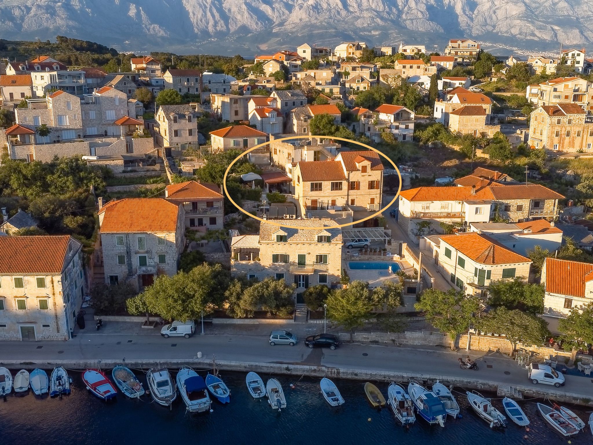 Ferienvilla "Laurus" mit Blick auf das Wasser-Binnen