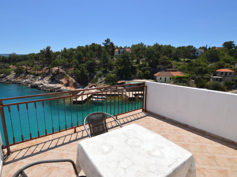 Search and Stay destination Vrbanj, Split-Dalmatia County - Croatia from AU$ 106. Buda (HVR216)