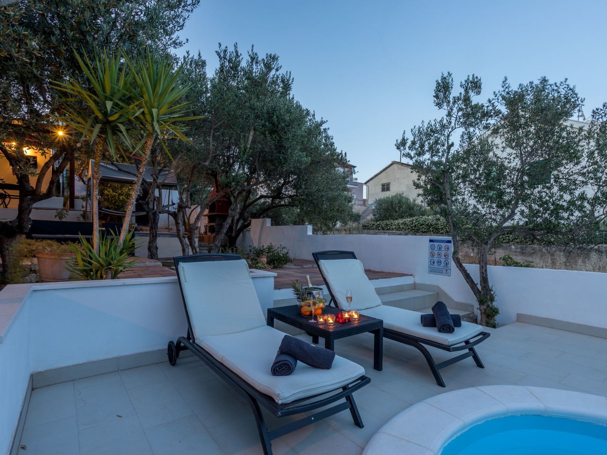 Geräumiges Ferienhaus mit Terrasse und Garten-Drinnen