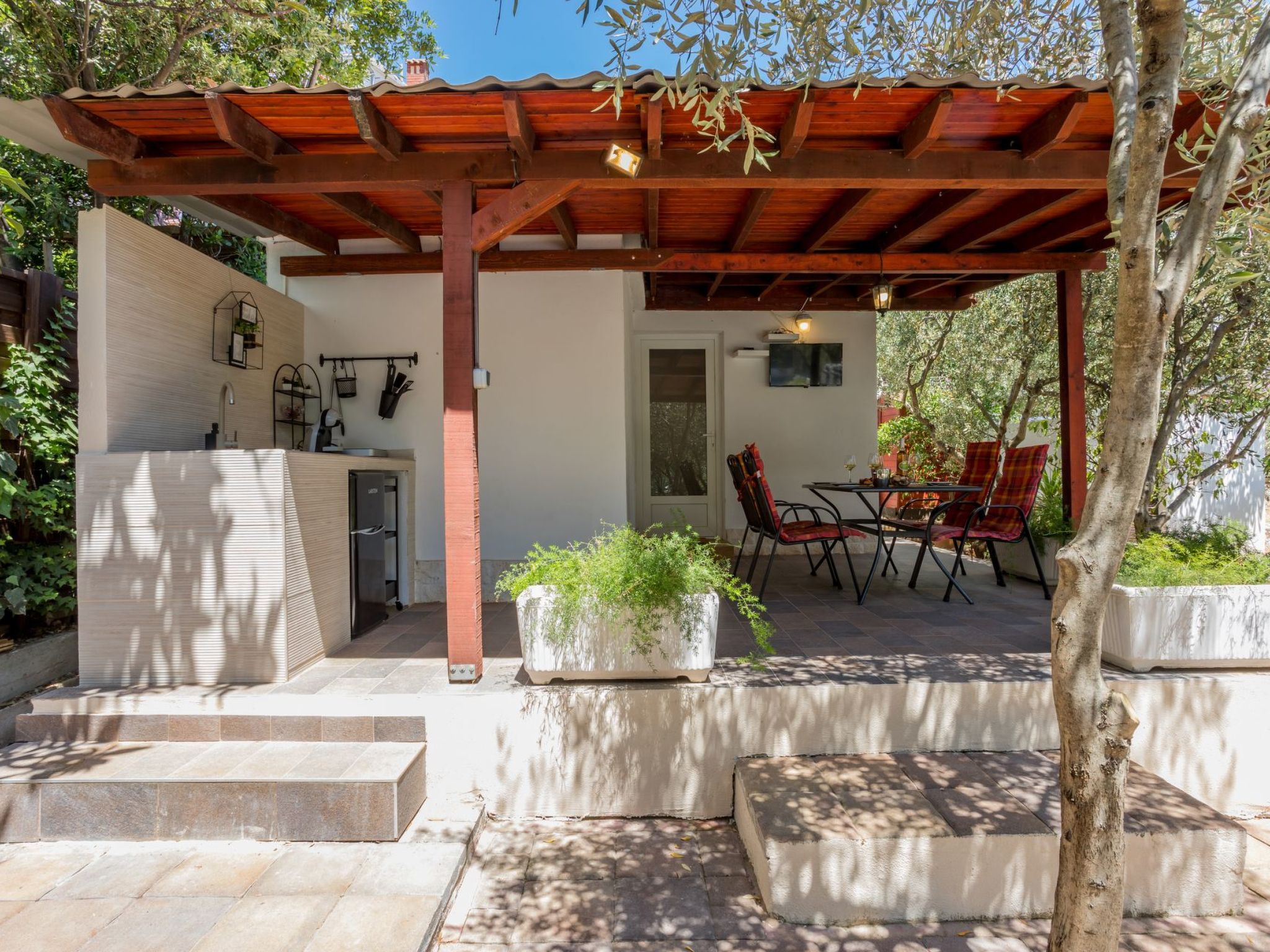 Geräumiges Ferienhaus mit Terrasse und Garten-Drinnen