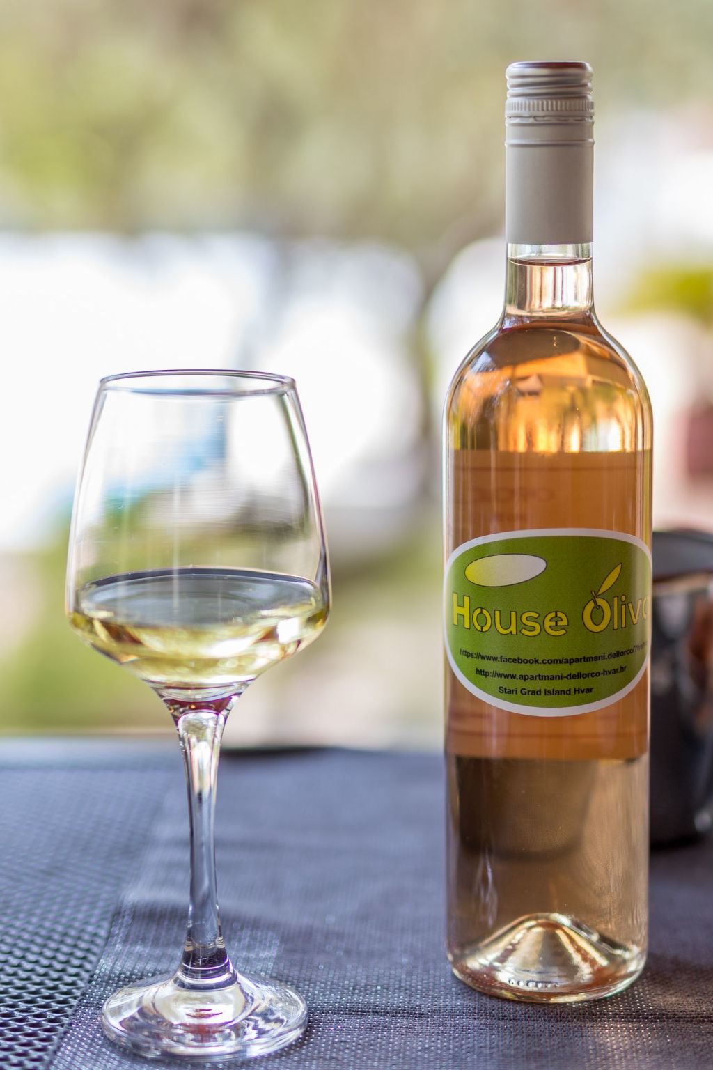 Geräumiges Ferienhaus mit Terrasse und Garten-Drinnen