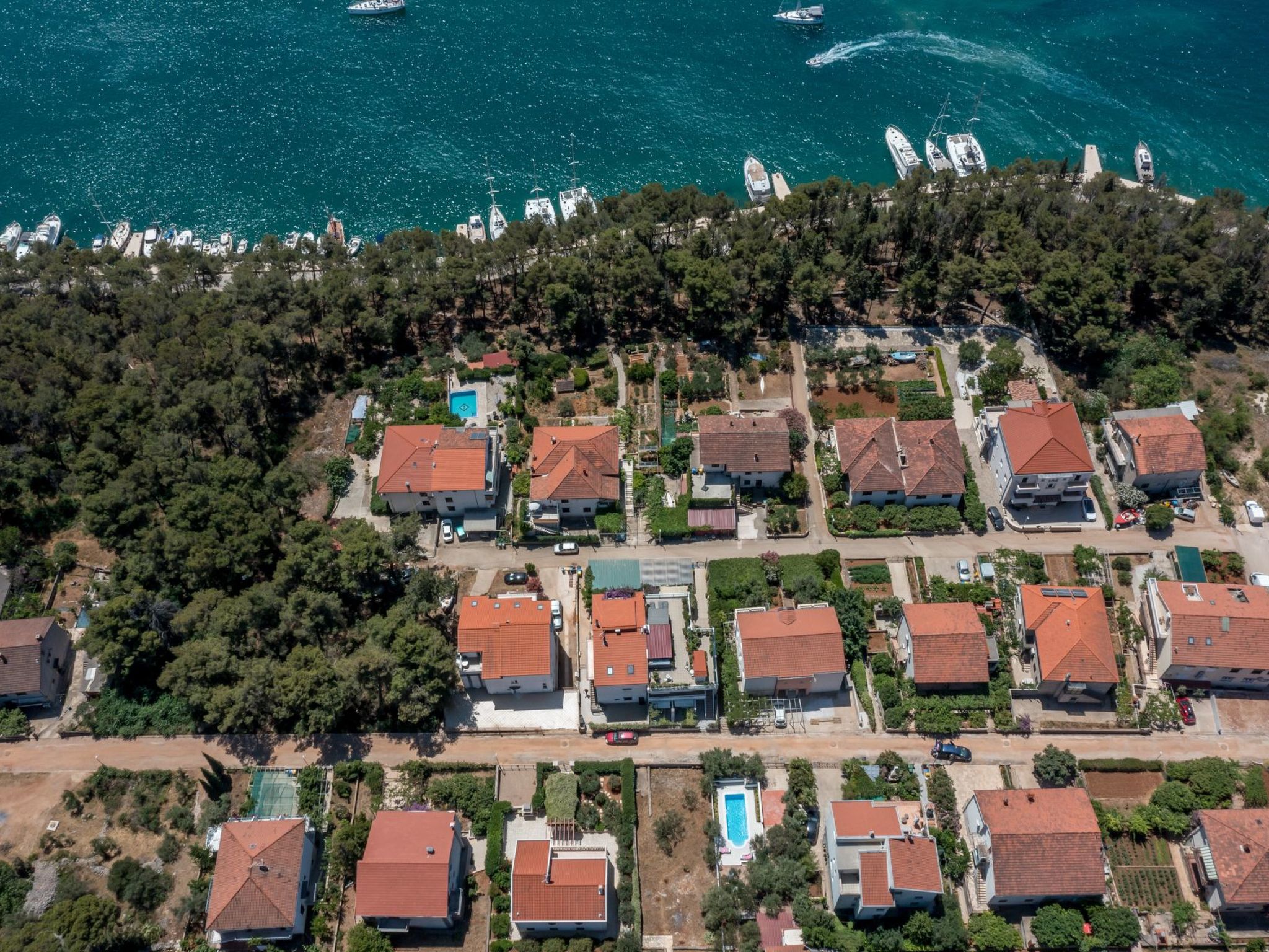 Geräumiges Ferienhaus mit Terrasse und Garten-Drinnen