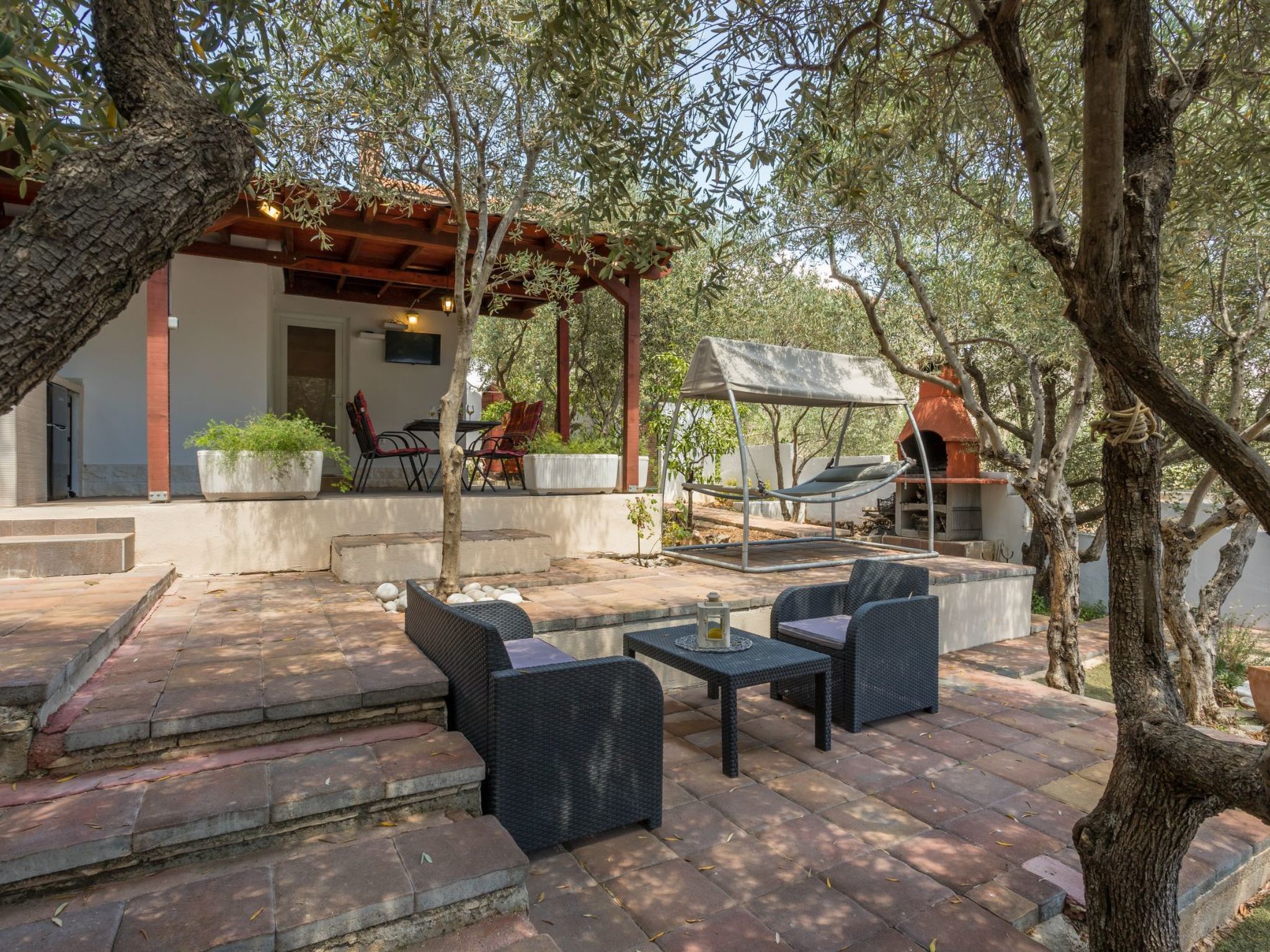 Geräumiges Ferienhaus mit Terrasse und Garten-Drinnen