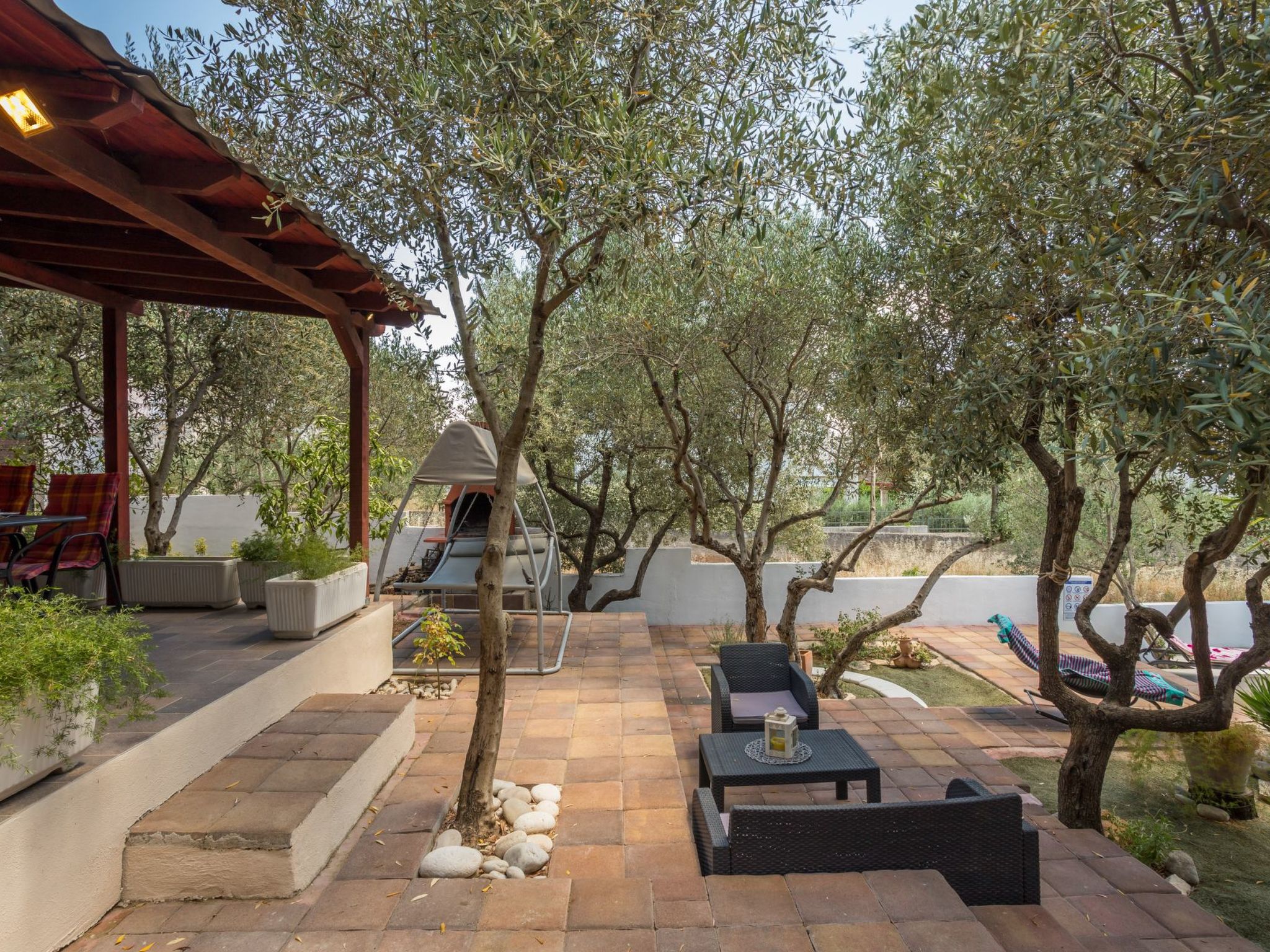 Geräumiges Ferienhaus mit Terrasse und Garten-Drinnen