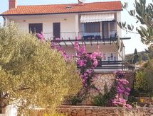 Vakantiehuis Tihana met Mediterrane Tuin in Stari Grad, Hvar - thumbnail 1