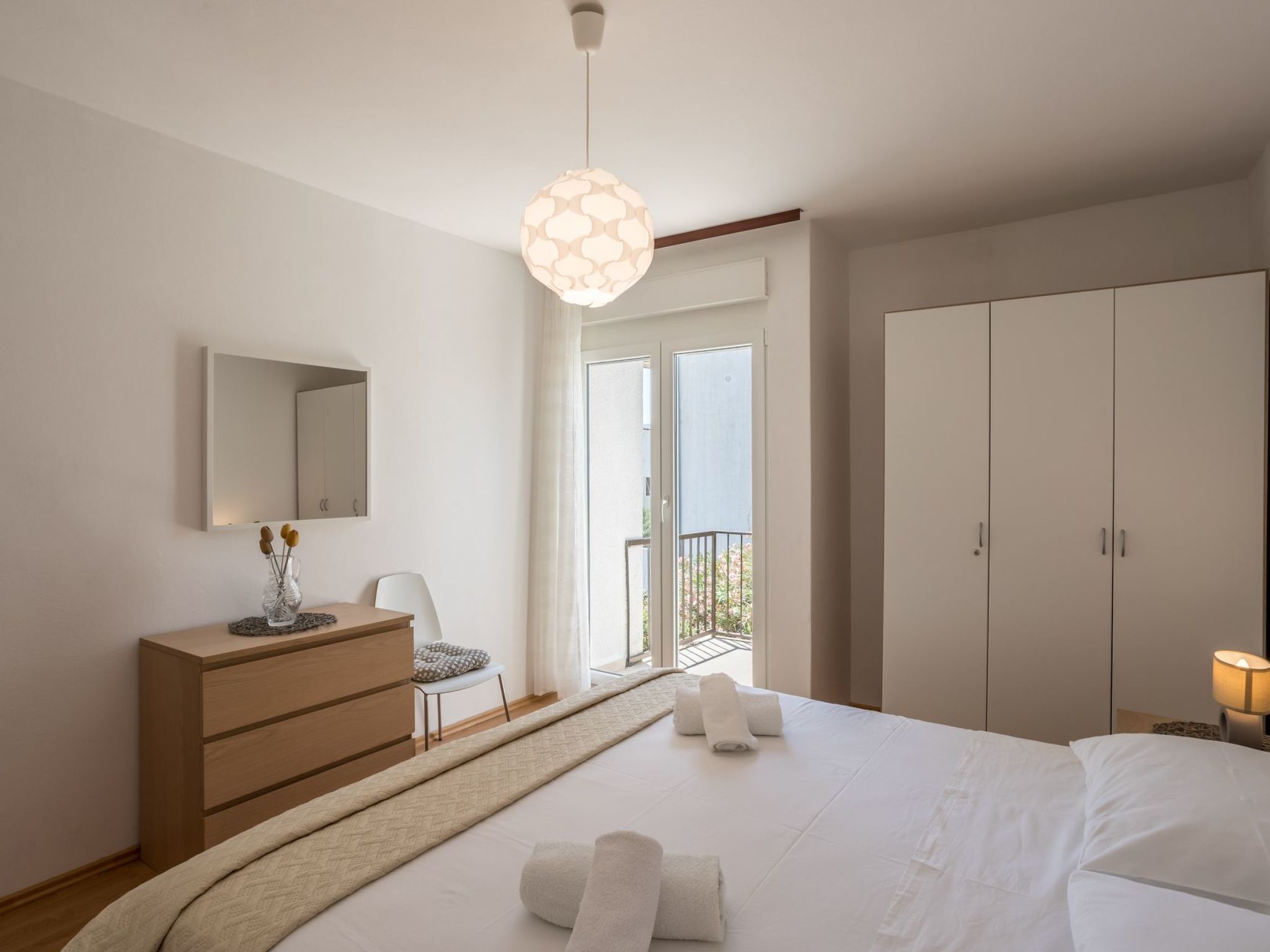 Tihana mit mediterranem Garten