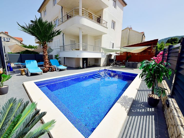 Search and Stay destination Stari Grad, Splitsko-dalmatinska županija - Croatia from AU$ 218. Mirroni