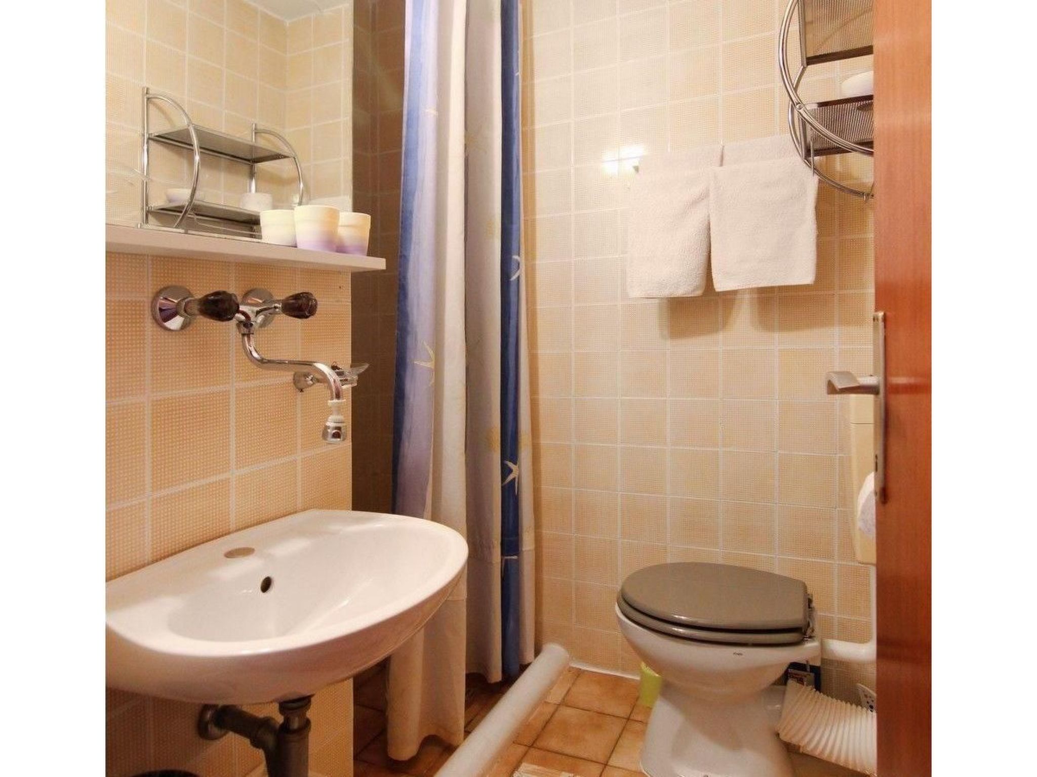 Klimatisiertes Studio mit eigenem Balkon-Image-tags.info