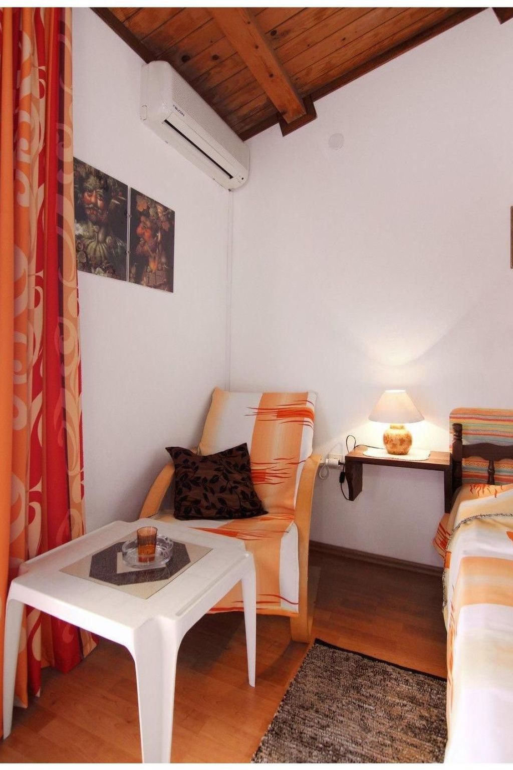 Klimatisiertes Studio für zwei Personen