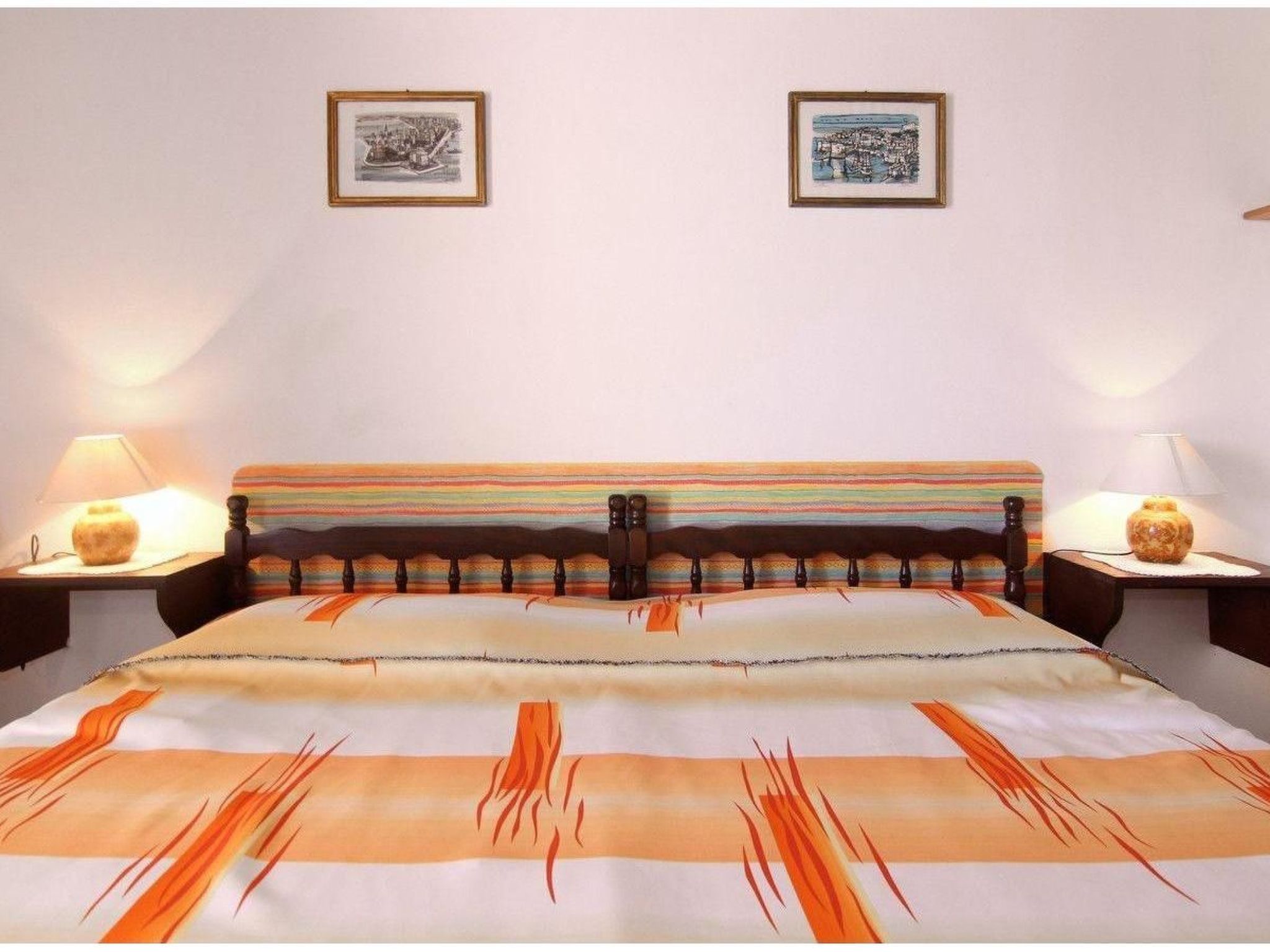 Klimatisiertes Studio für zwei Personen-Image-tags.info