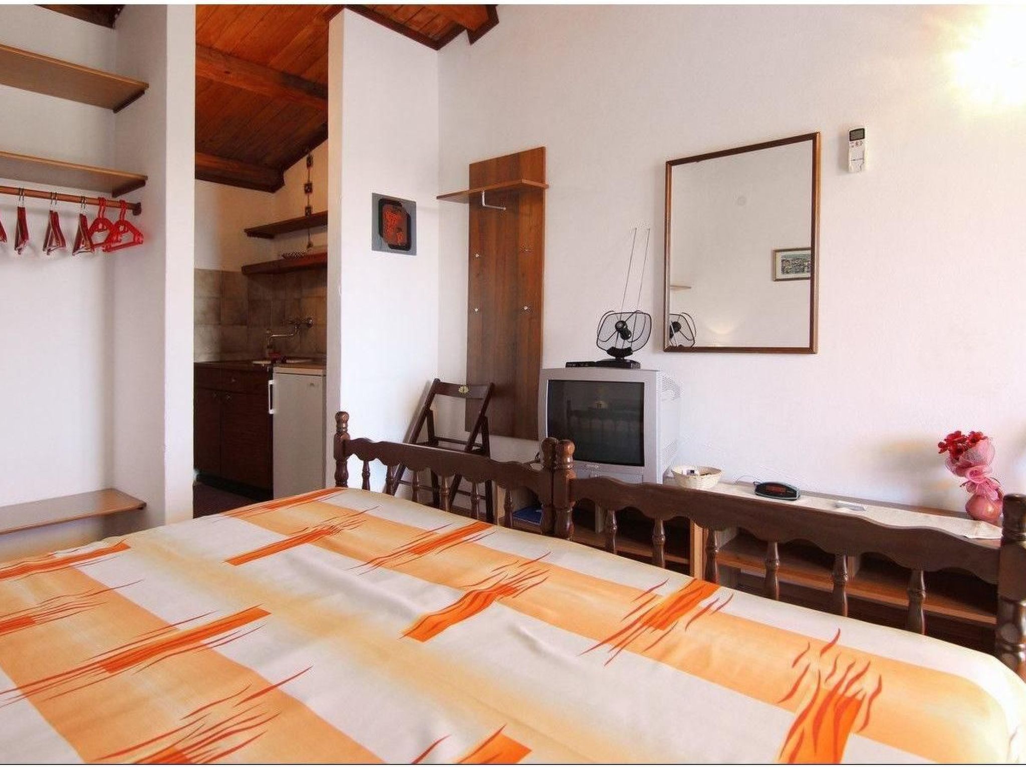 Klimatisiertes Studio für zwei Personen-Image-tags.info