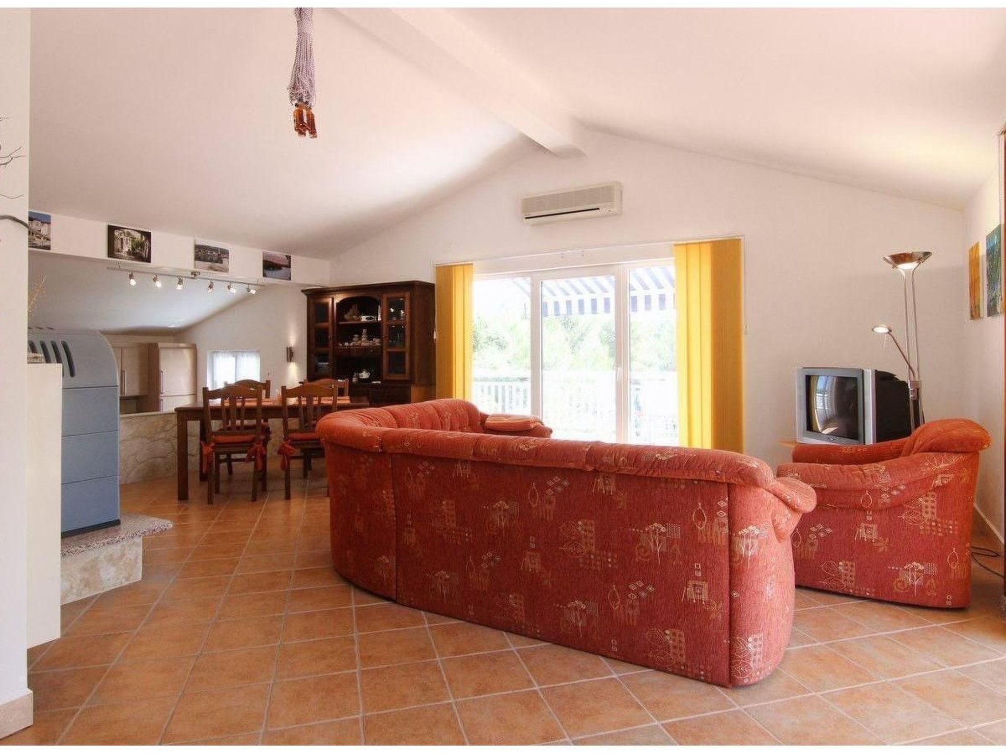 "Amphora" mit Blick auf das Wasser-Image-tags.info