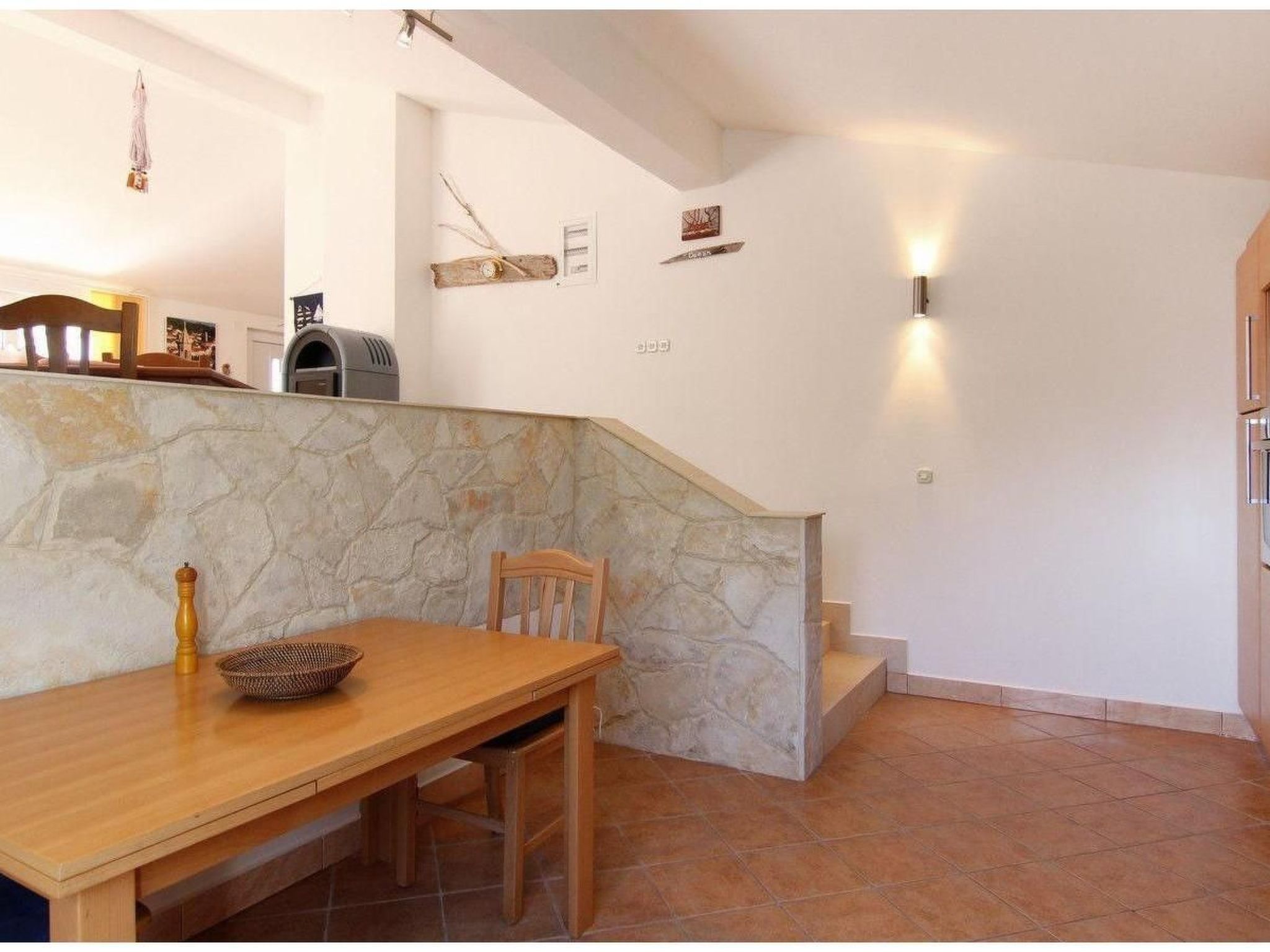 "Amphora" mit Blick auf das Wasser-Image-tags.info