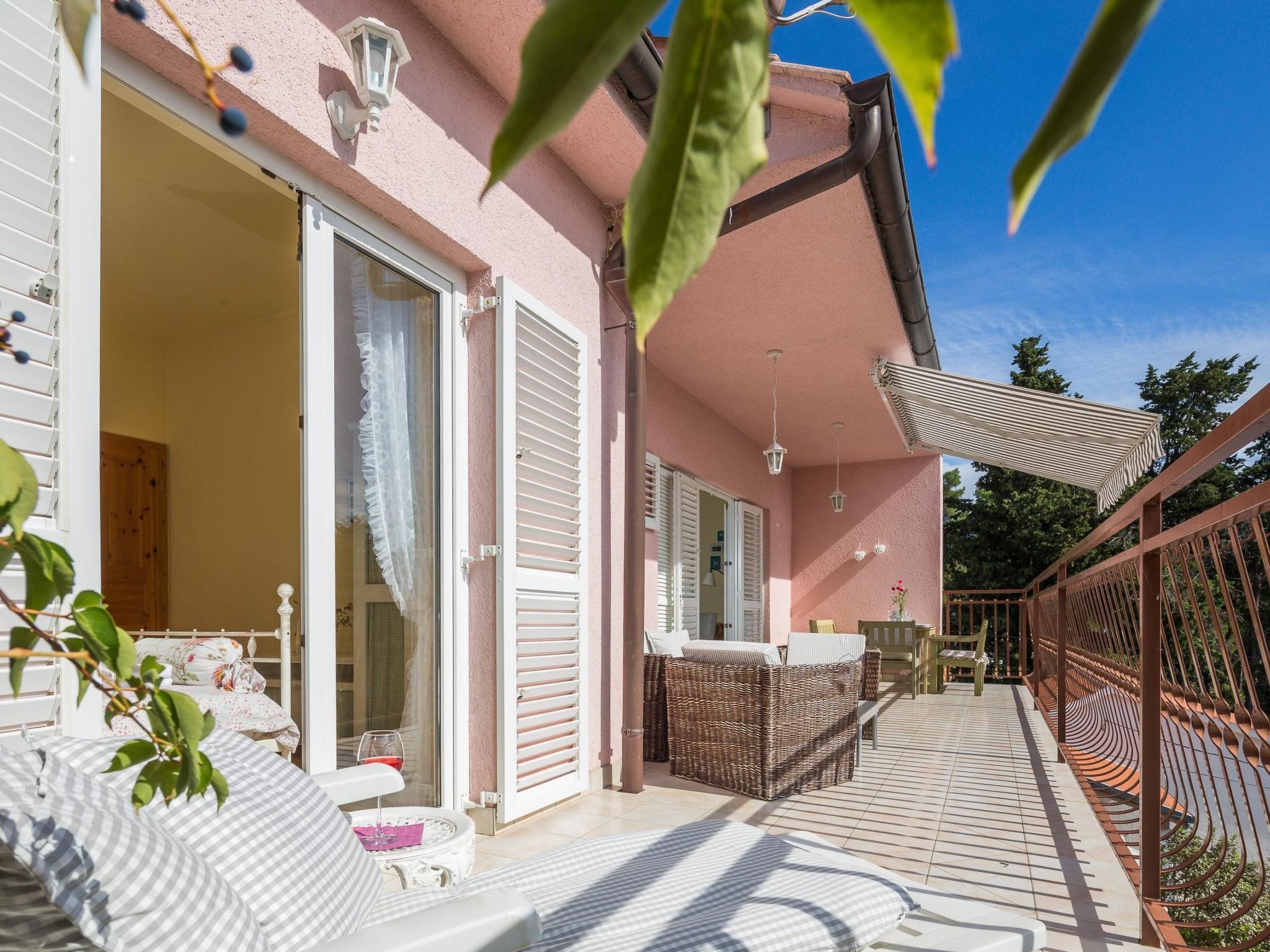 Villa Madalena-Image-tags.info