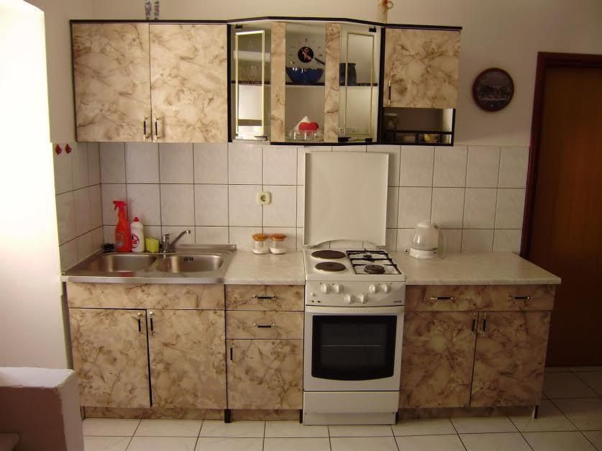 In Ivan Dolac mit Terrasse-Dedans