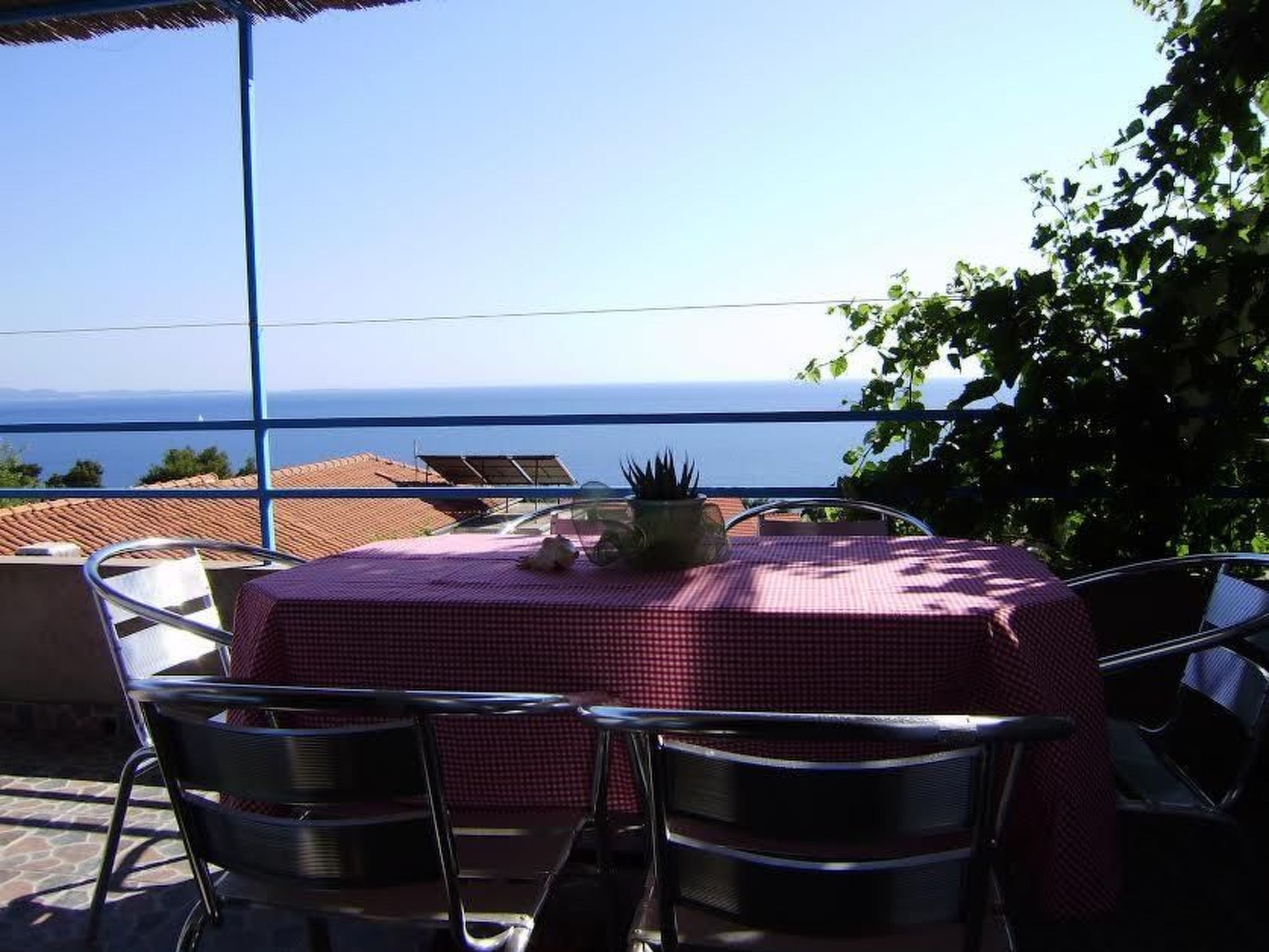 Wohnung Ana mit großer Terrasse-Dedans