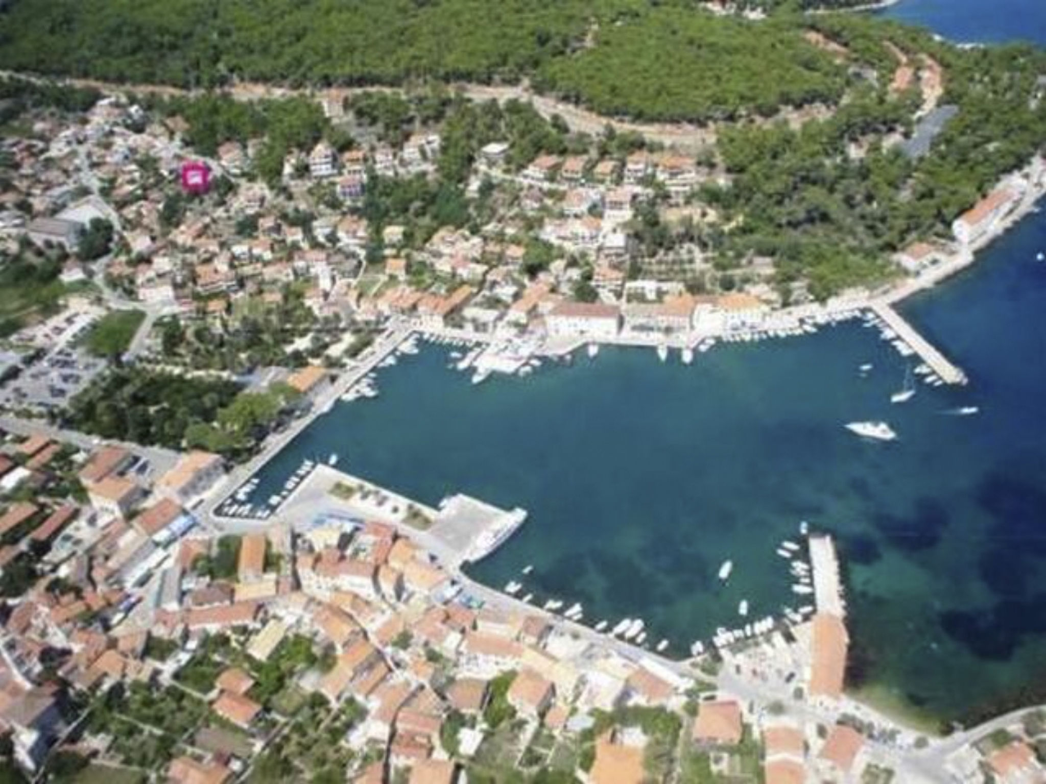 Appartement in Jelsa mit Garten und Grill-Image-tags.info