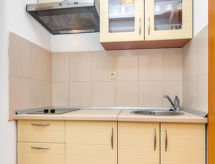 Rubin: Romantisch appartement direct aan zee op Hvar - thumbnail 4