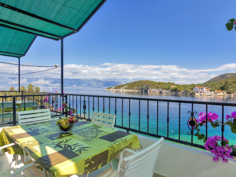 Aan zee gelegen appartement Rubin in Pokrivenik op Hvar in Hvar/Pokrivenik