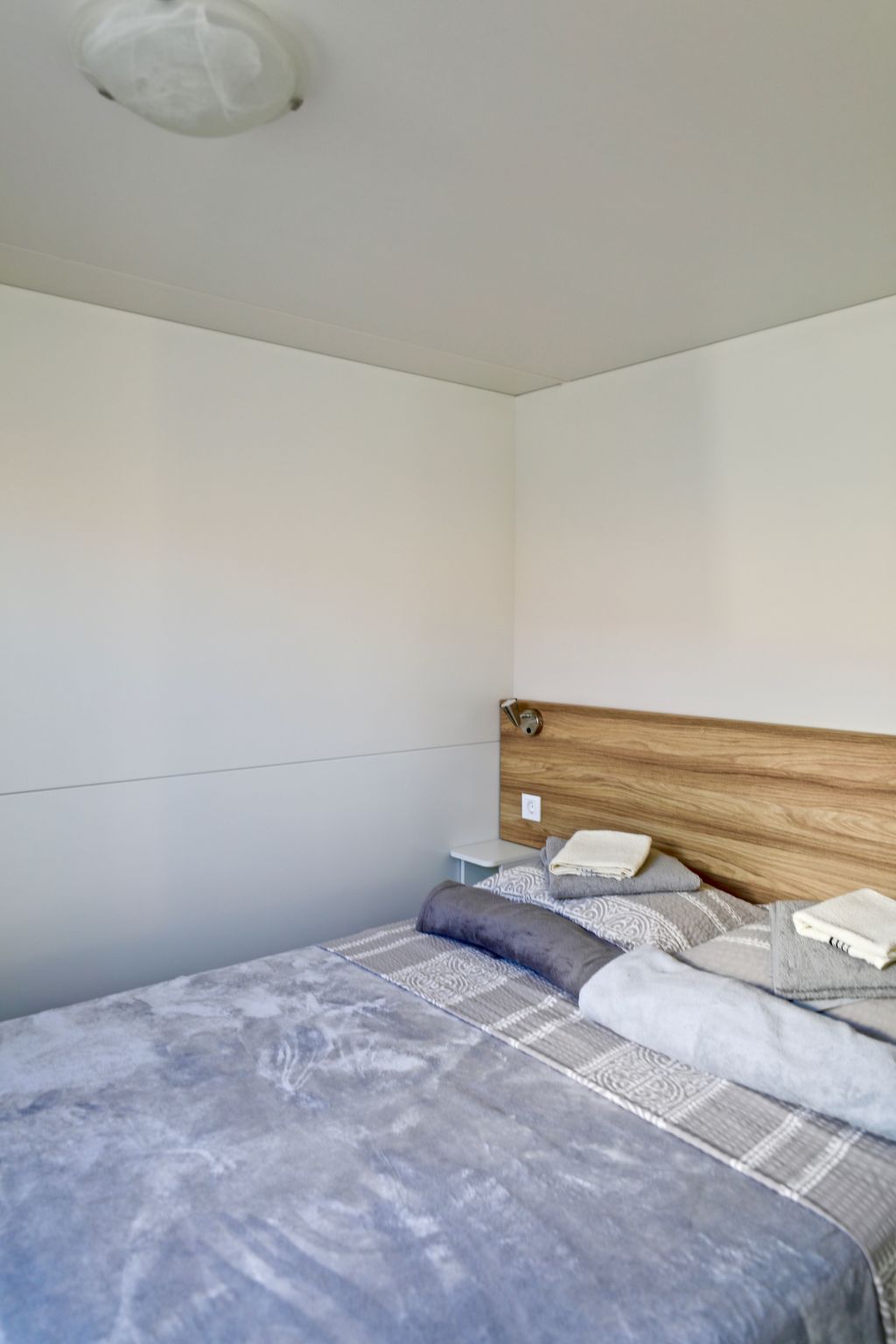 Manora Sucuraj Pool Gästehaus-Dedans