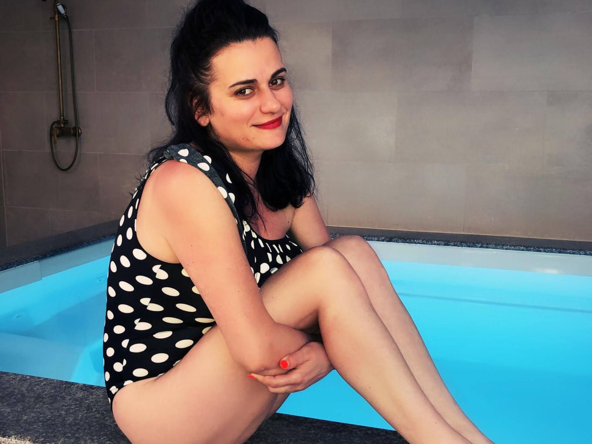 Manora Sucuraj Pool Gästehaus-Dedans