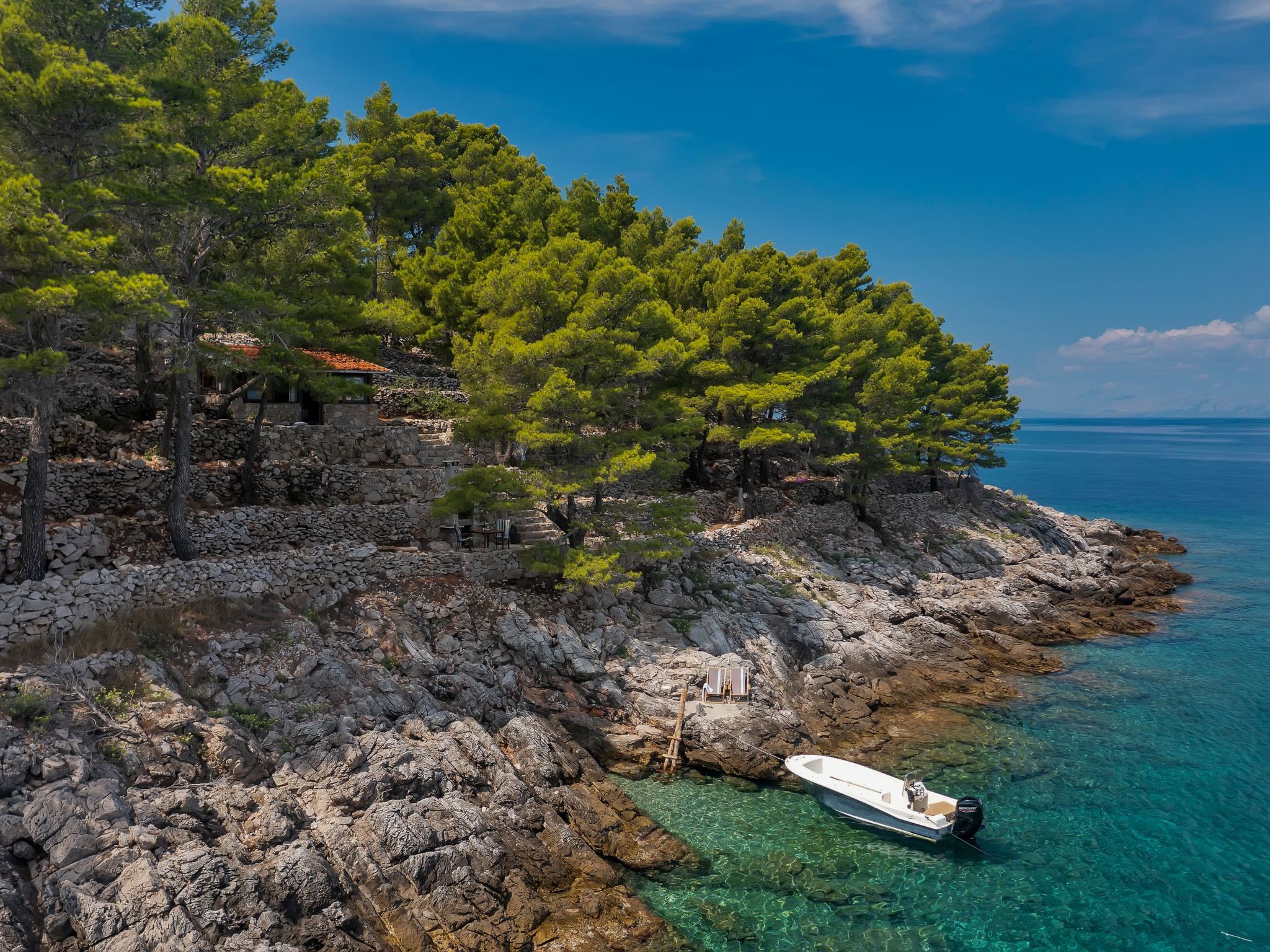 Haus in Općina Sućuraj mit Grill und Terrasse