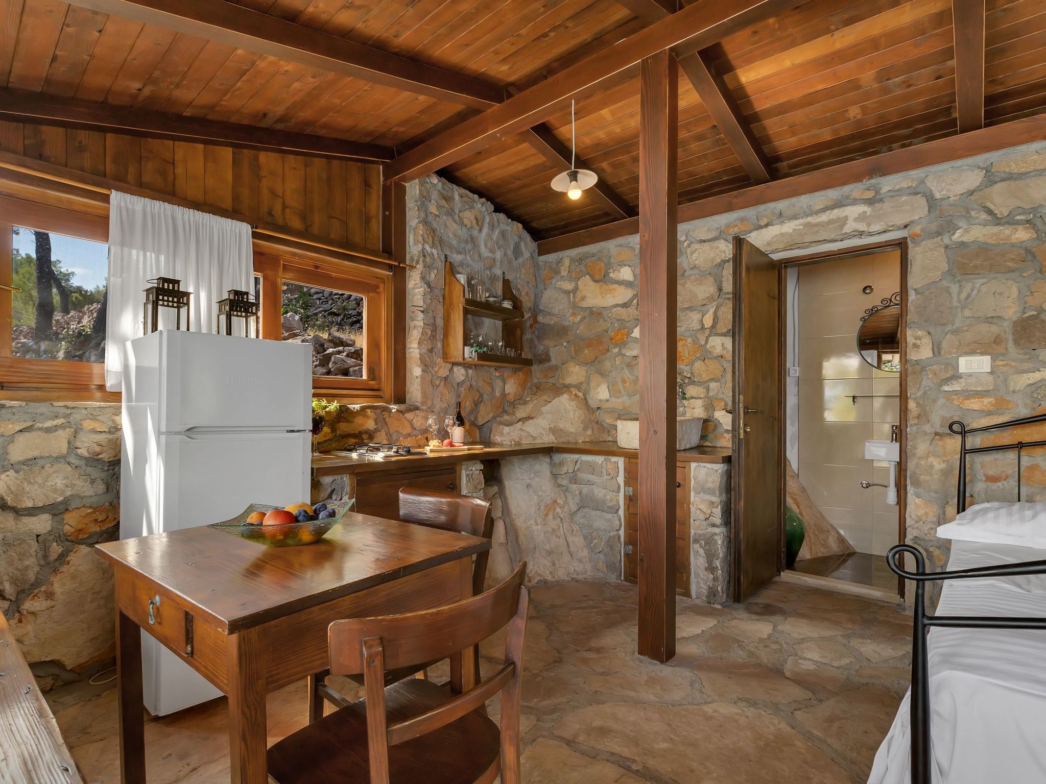 Haus in Općina Sućuraj mit Grill und Terrasse-Dedans