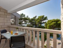 Pine Canopy Studio A1: Uw balkon met vrij uitzicht op de Adriatische Zee in Brela - thumbnail 2