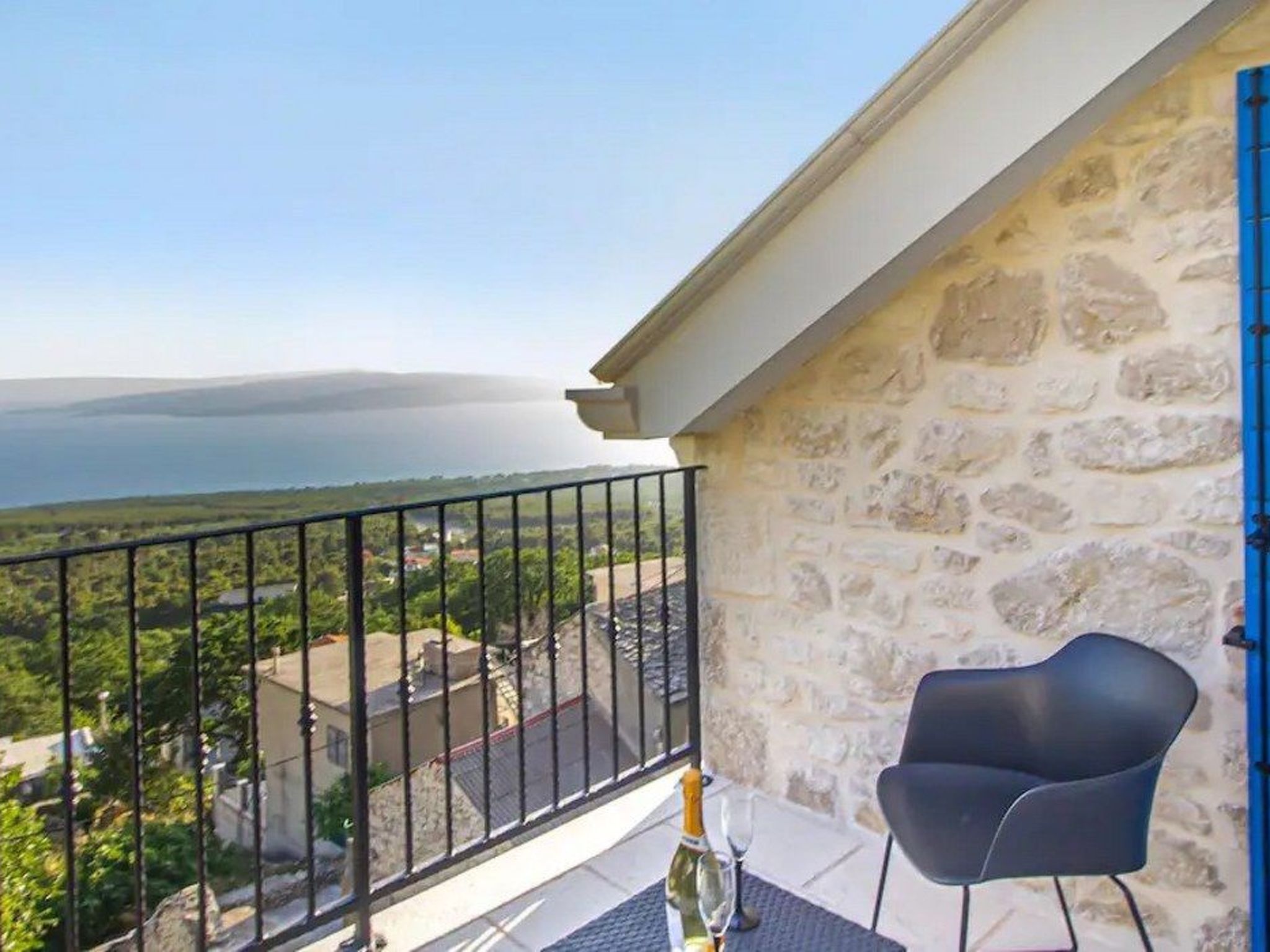 Incredibly beautiful Stone House Villa Lota-Drinnen