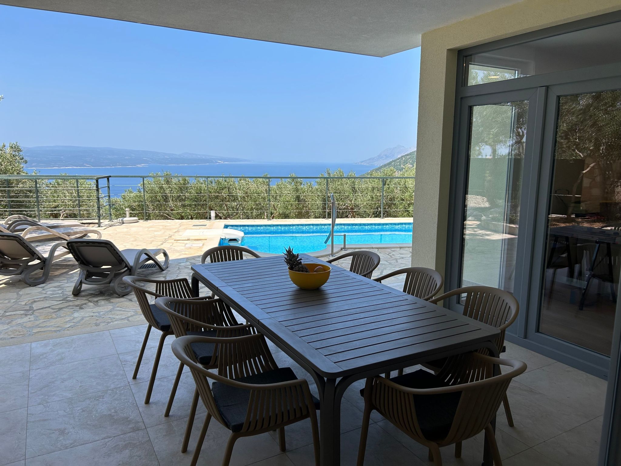 Villa Olivia mit Pool - Spielplatz - Meerblick-Binnen