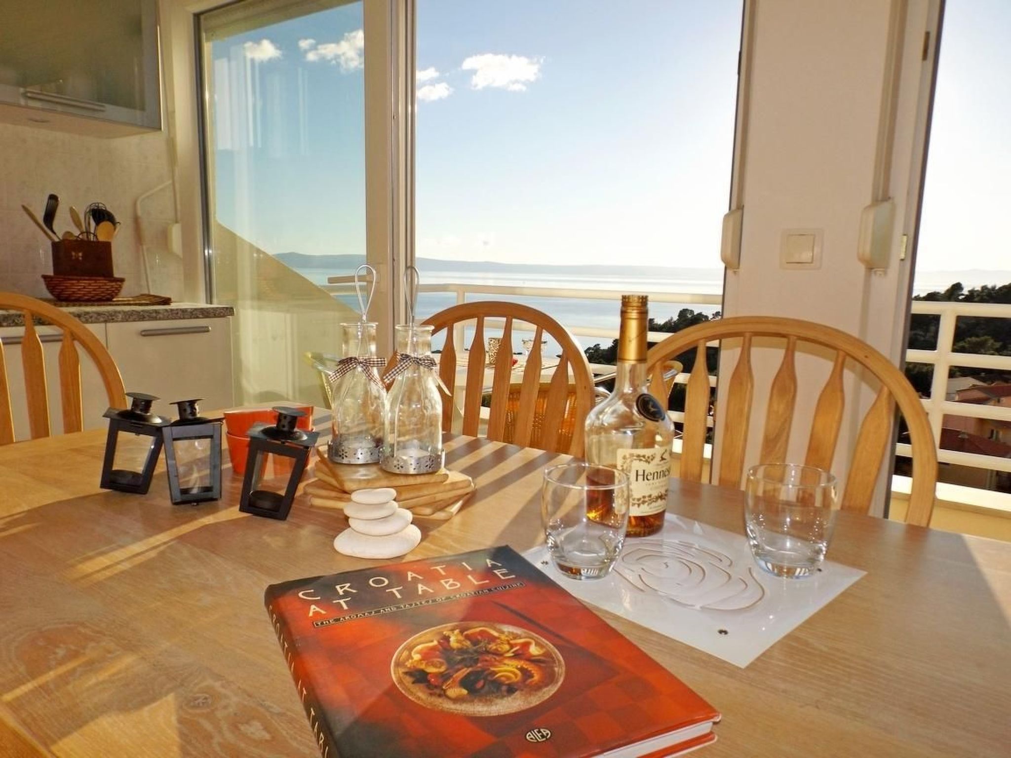 Vakantiehuis met 3 slaapkamer(s) in Bast (Kroatië) voor 6 personen