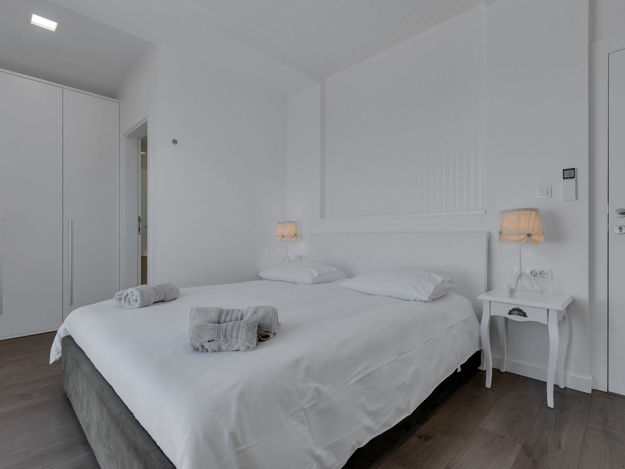 Mit Privatpool für 8 Personen  + 2 Kinder ca. 450 m² in Bast, Dalmatien (G-Inside