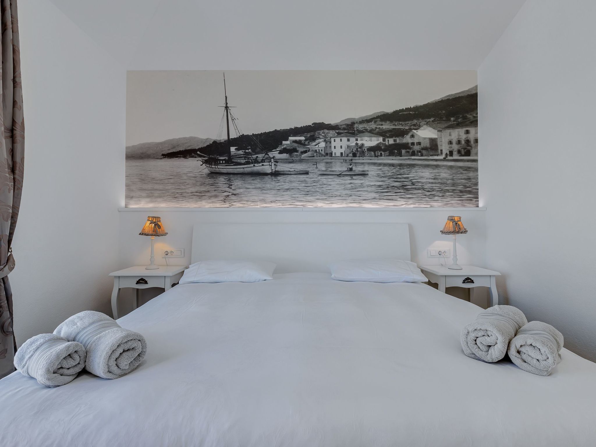 Mit Privatpool für 8 Personen  + 2 Kinder ca. 450 m² in Bast, Dalmatien (G-Inside