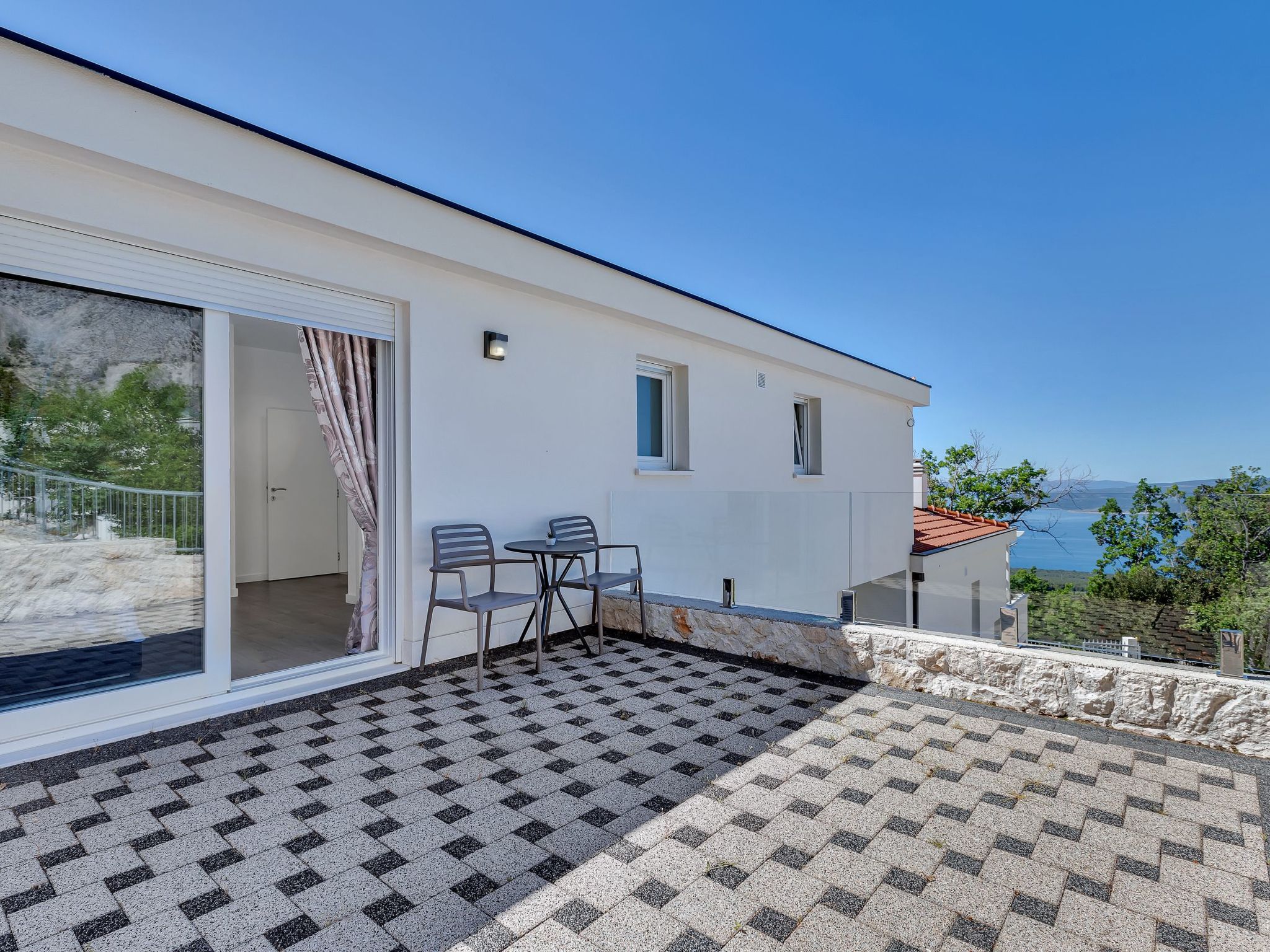 Mit Privatpool für 8 Personen  + 2 Kinder ca. 450 m² in Bast, Dalmatien (G-Inside