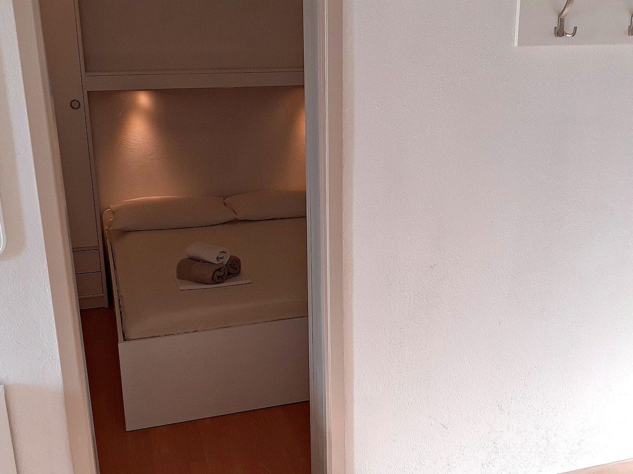 Wohnung mit Balkon und Meerblick in Strandnähe-Binnen