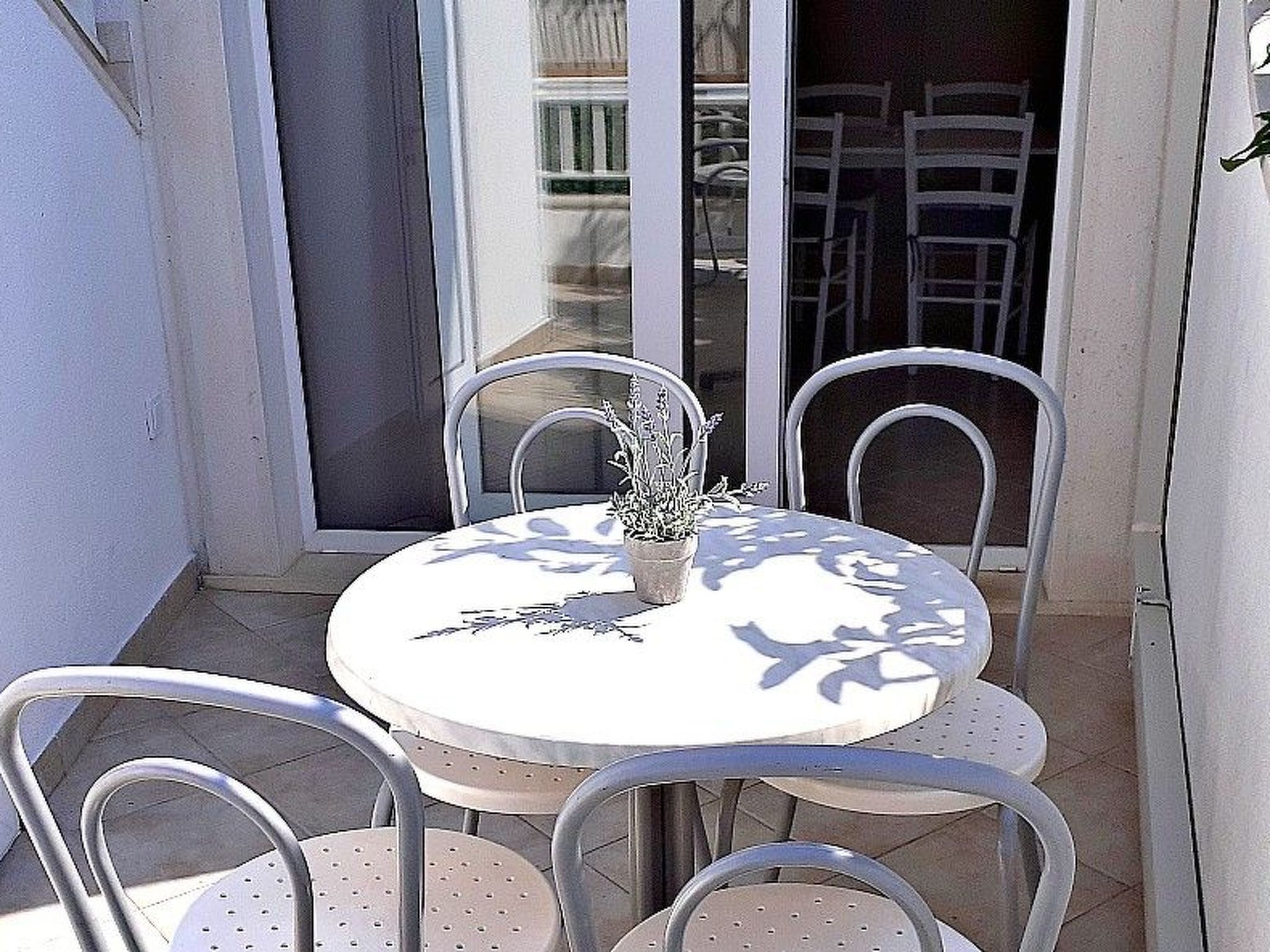 Mit Balkon in Strandnähe-Binnen