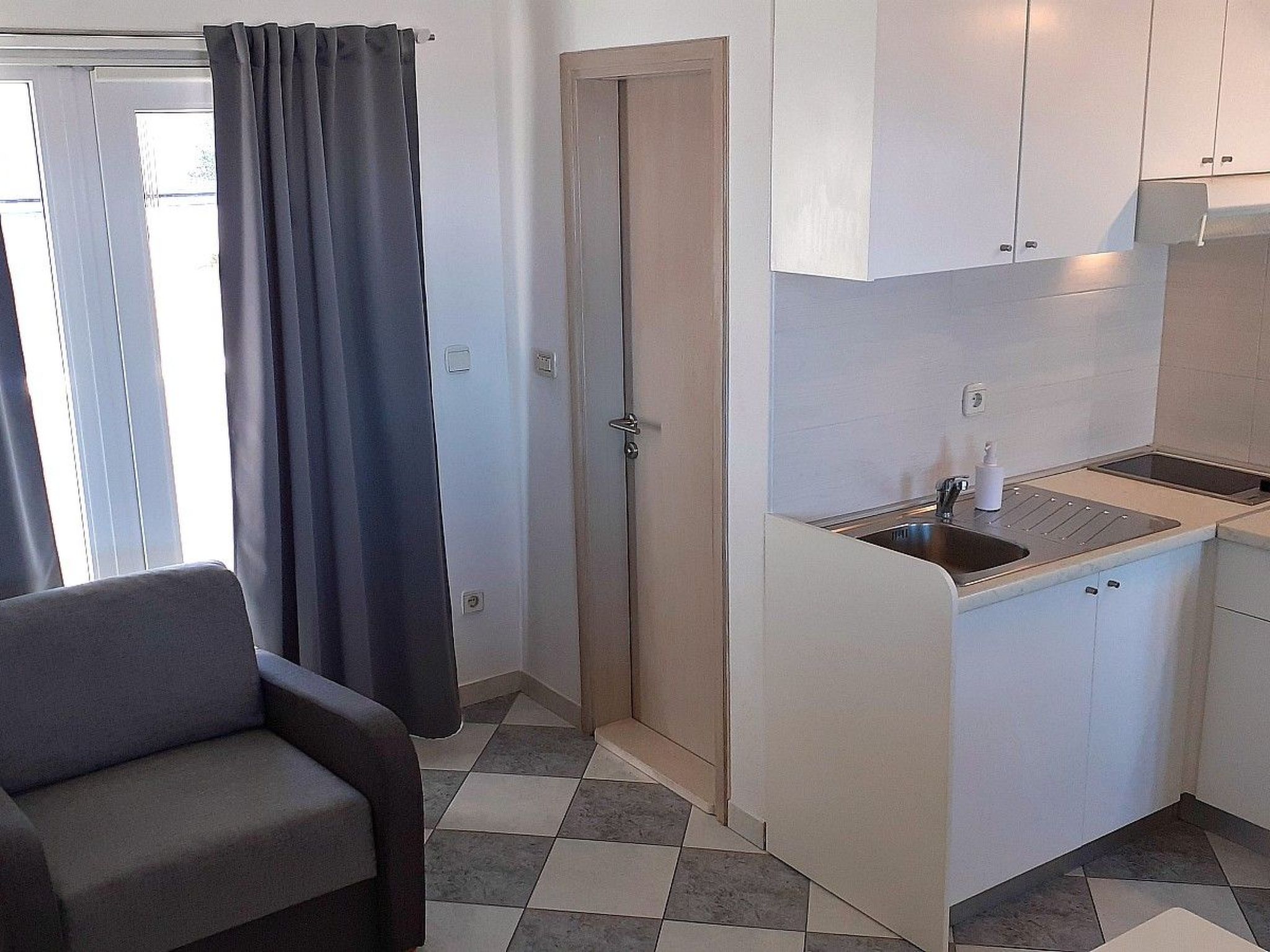 Mit Blick auf das Wasser-Binnen