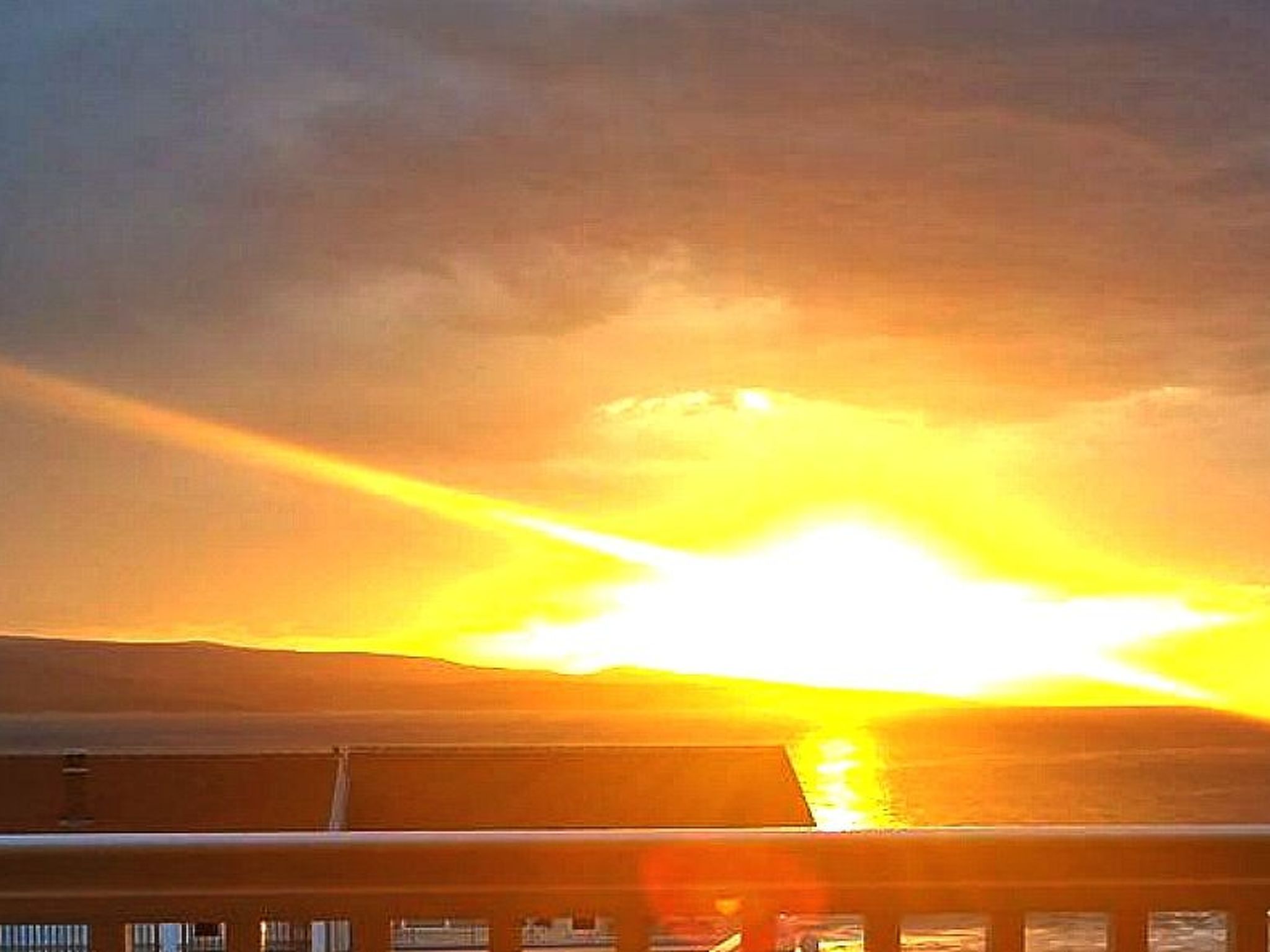 Mit Blick auf das Wasser-Binnen