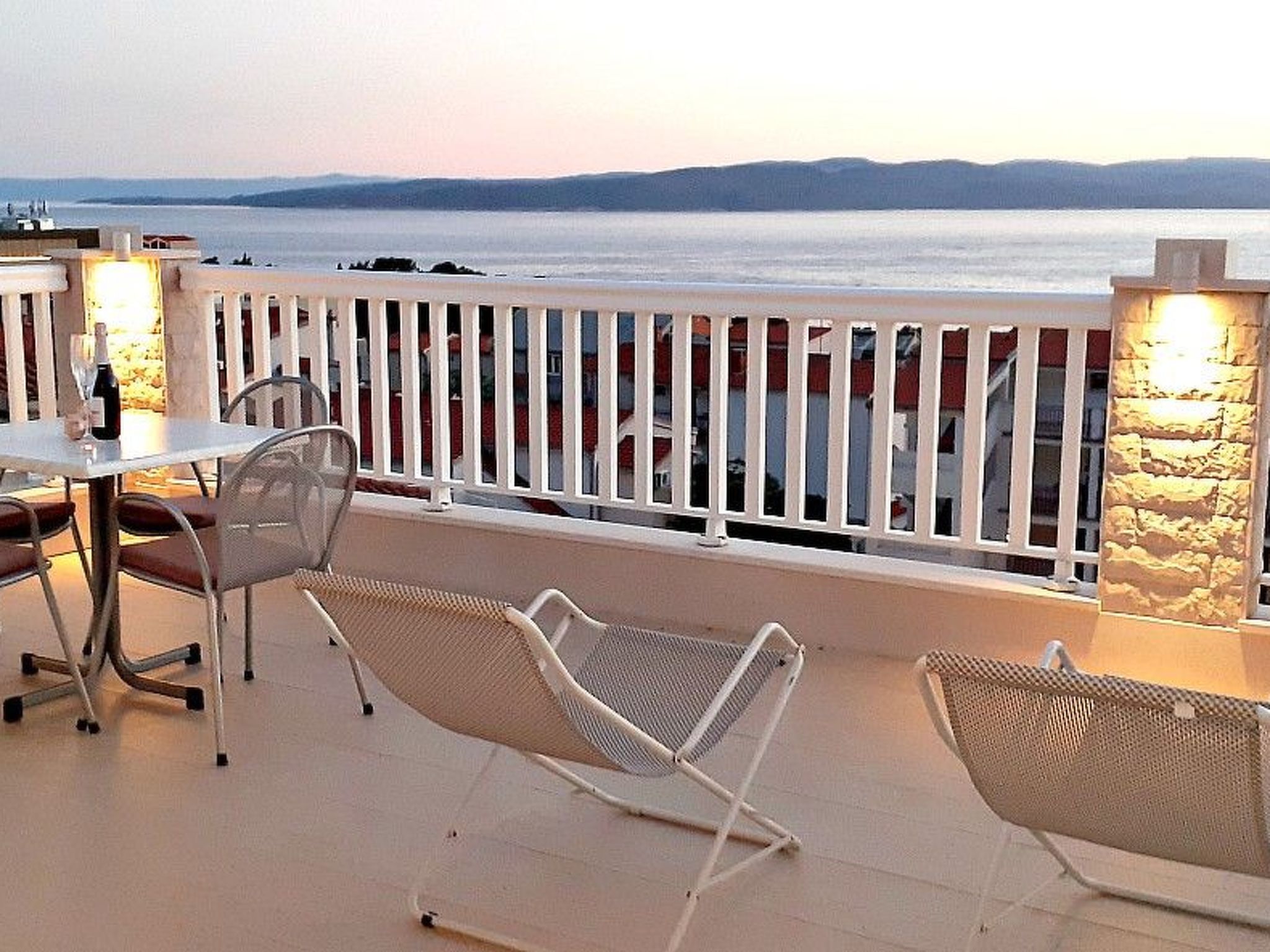 Strandnahe Ferienwohnung mit tollem Ausblick-Binnen