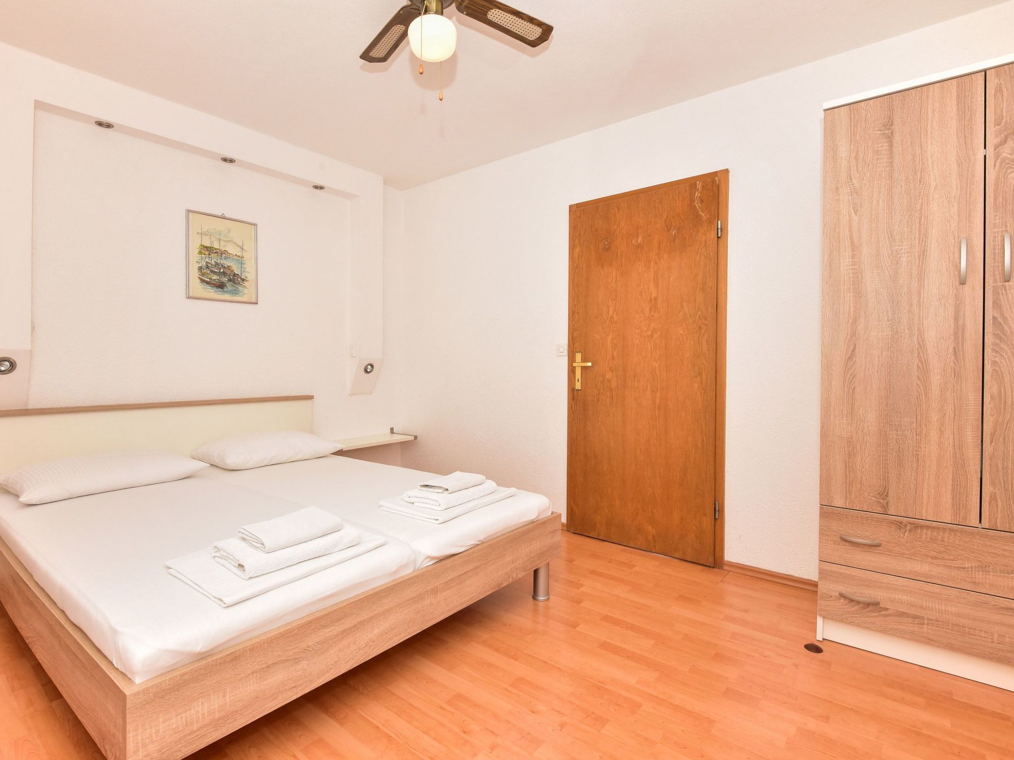 Strandnahe, klimatisierte Ferienwohnung-Binnen